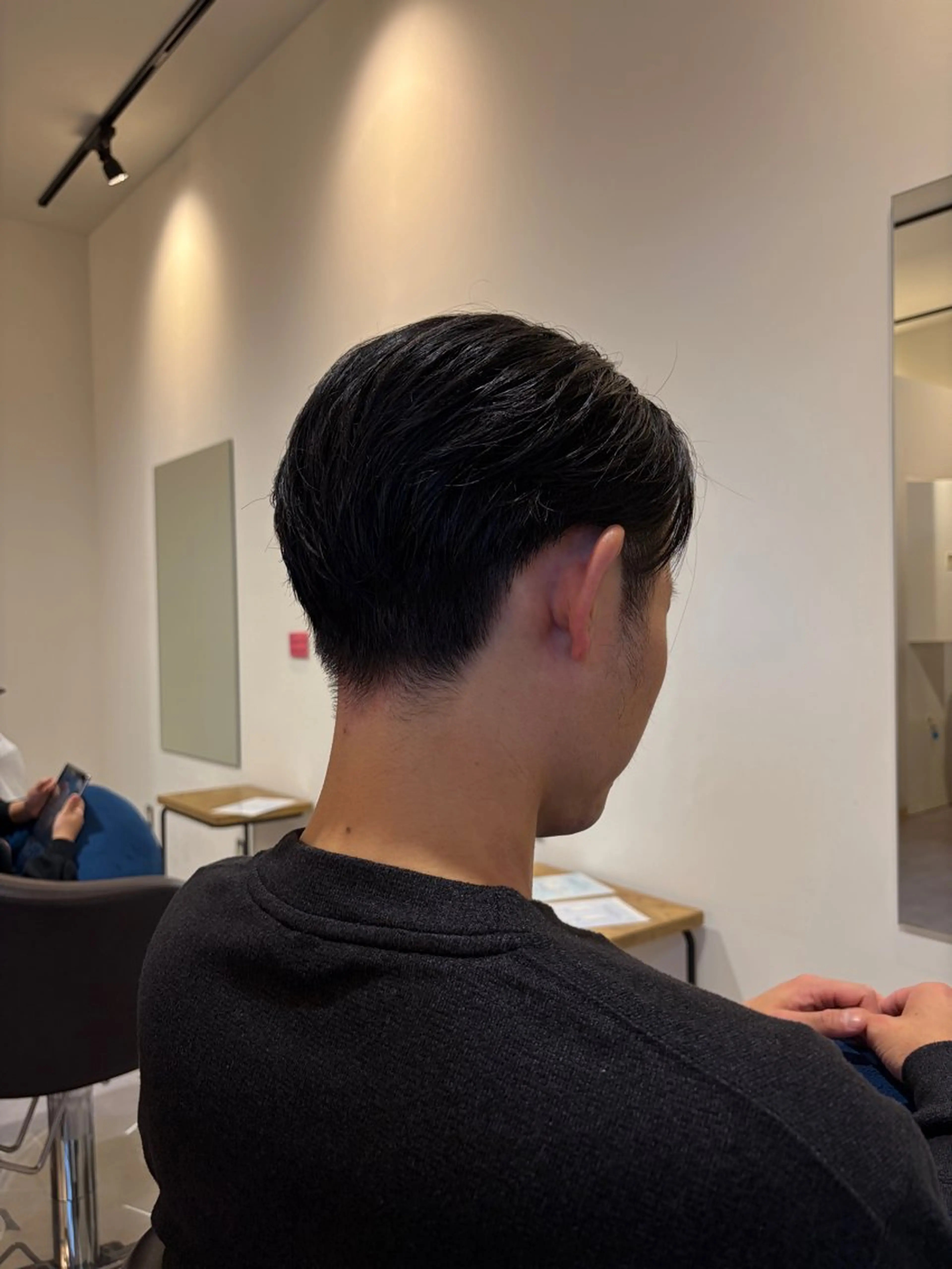 メンズ カット 荒井 茉凜のヘアスタイル