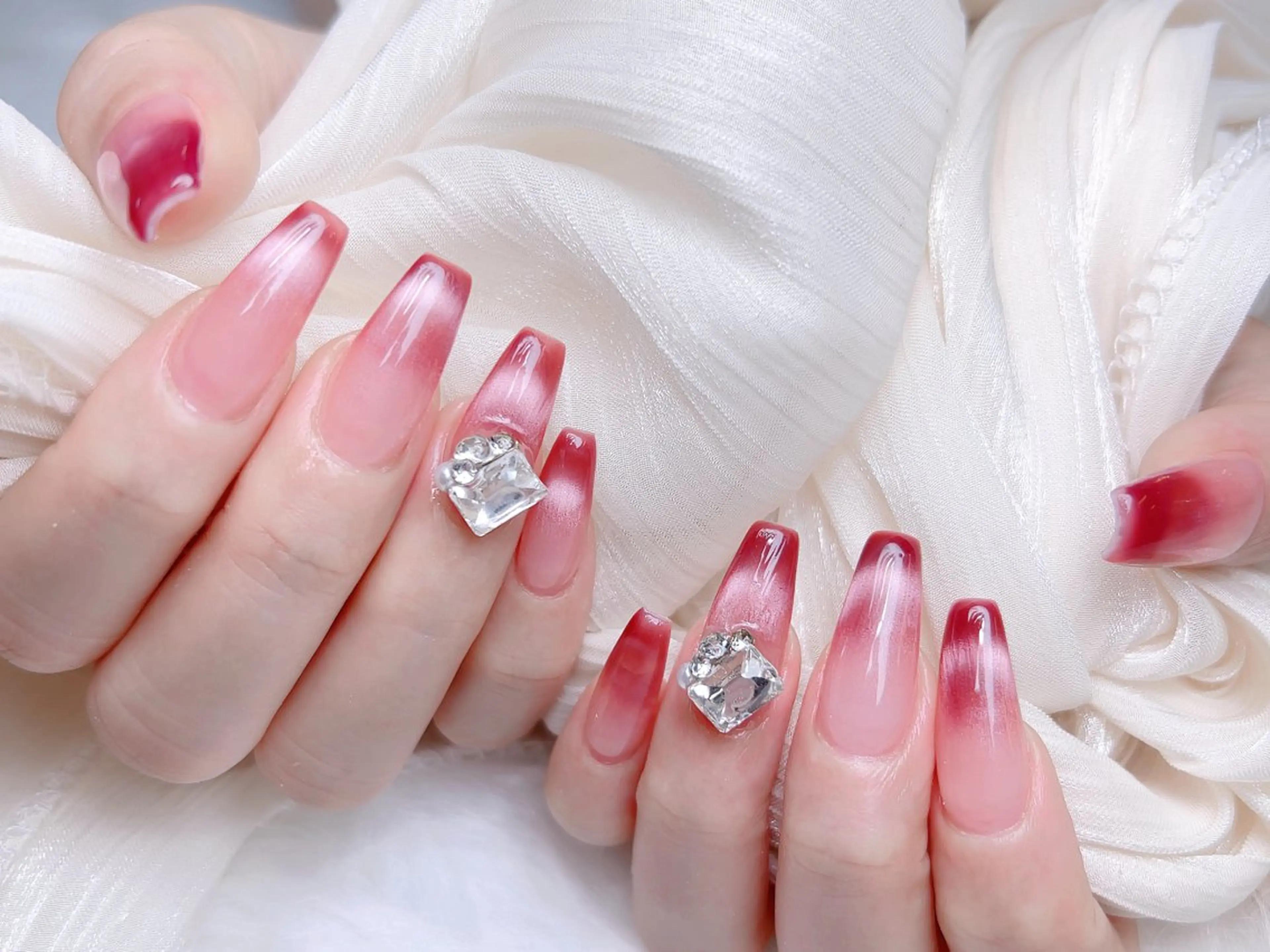 ネイル ハンドネイル M🌷nail 長さだし専門店のネイルデザイン