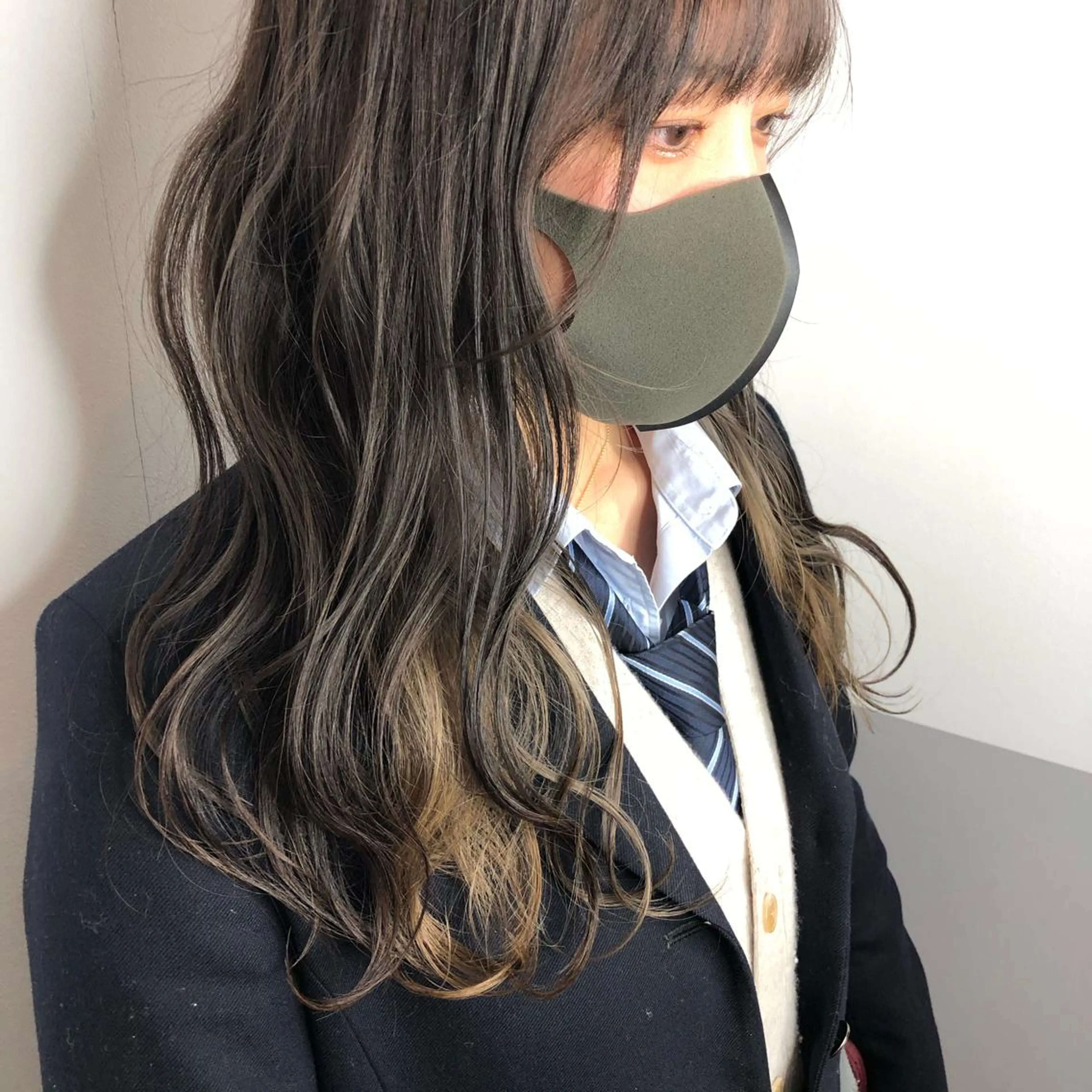 セミロング 🌈本物の髪質改善 森田涼平のヘアスタイル