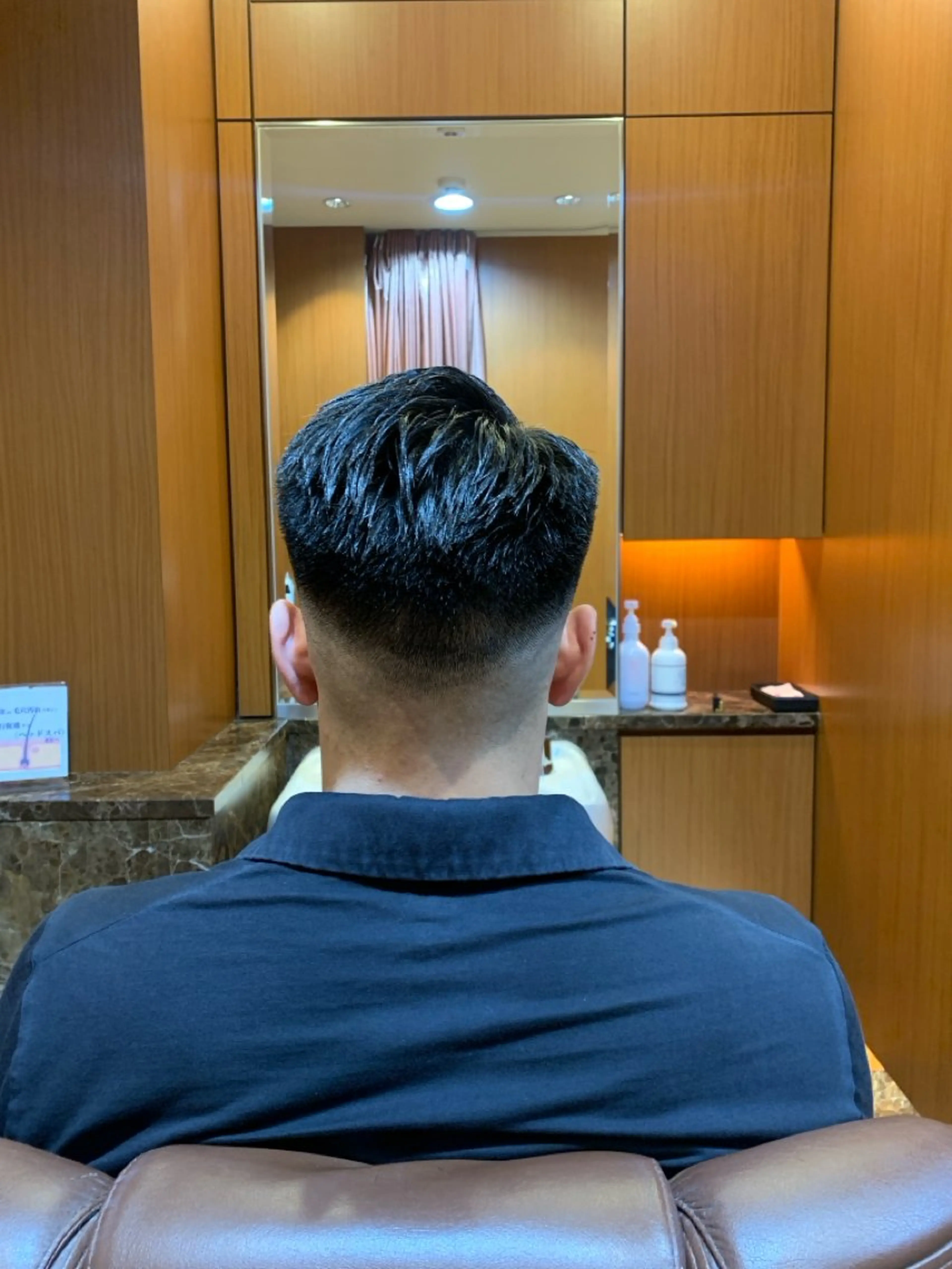 ショート パーマ メンズ フェードカット スキンフェード 刈り上げ 杉本 翔希のヘアスタイル