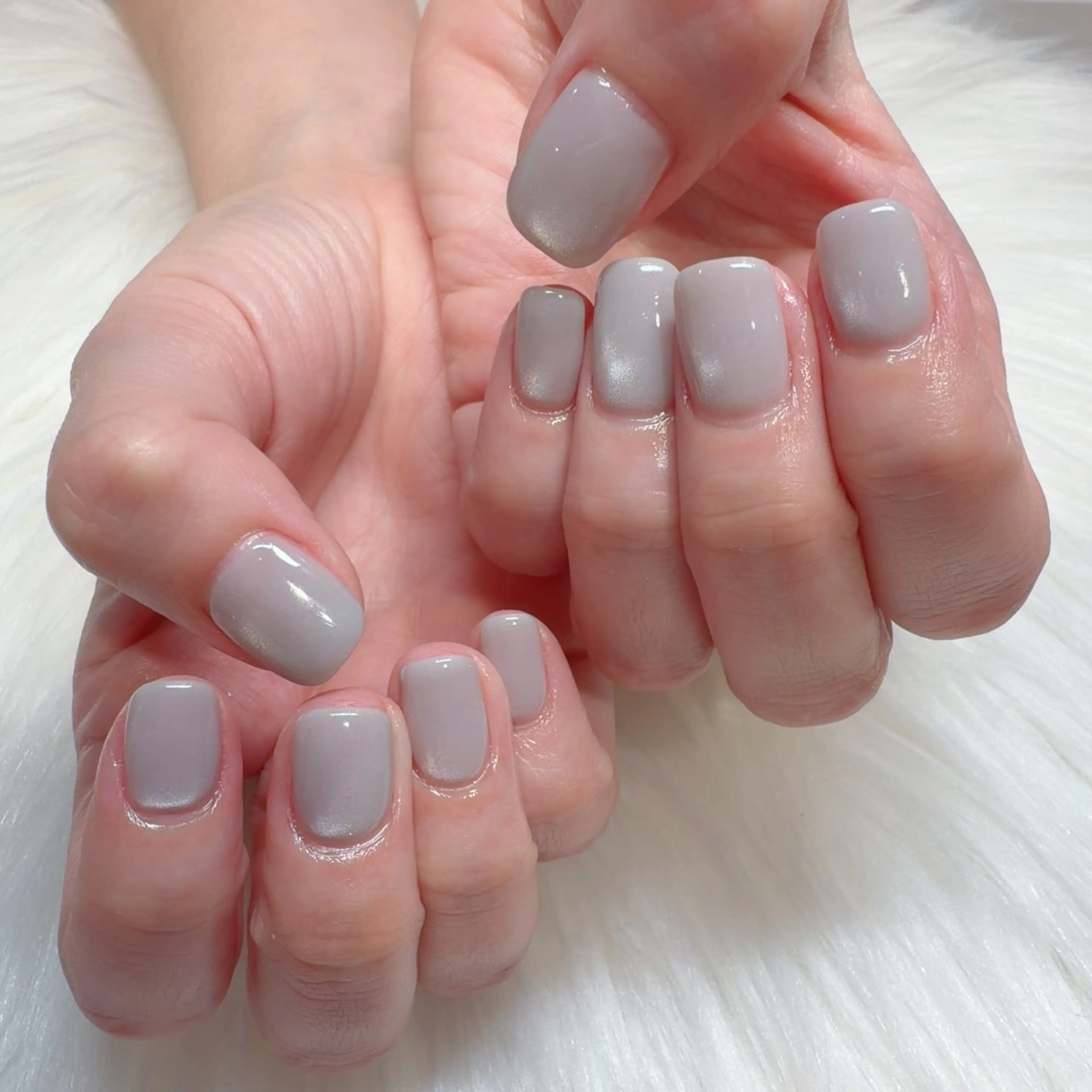 ネイル ホワイト ハンドネイル 小野澤 紗智のネイルデザイン