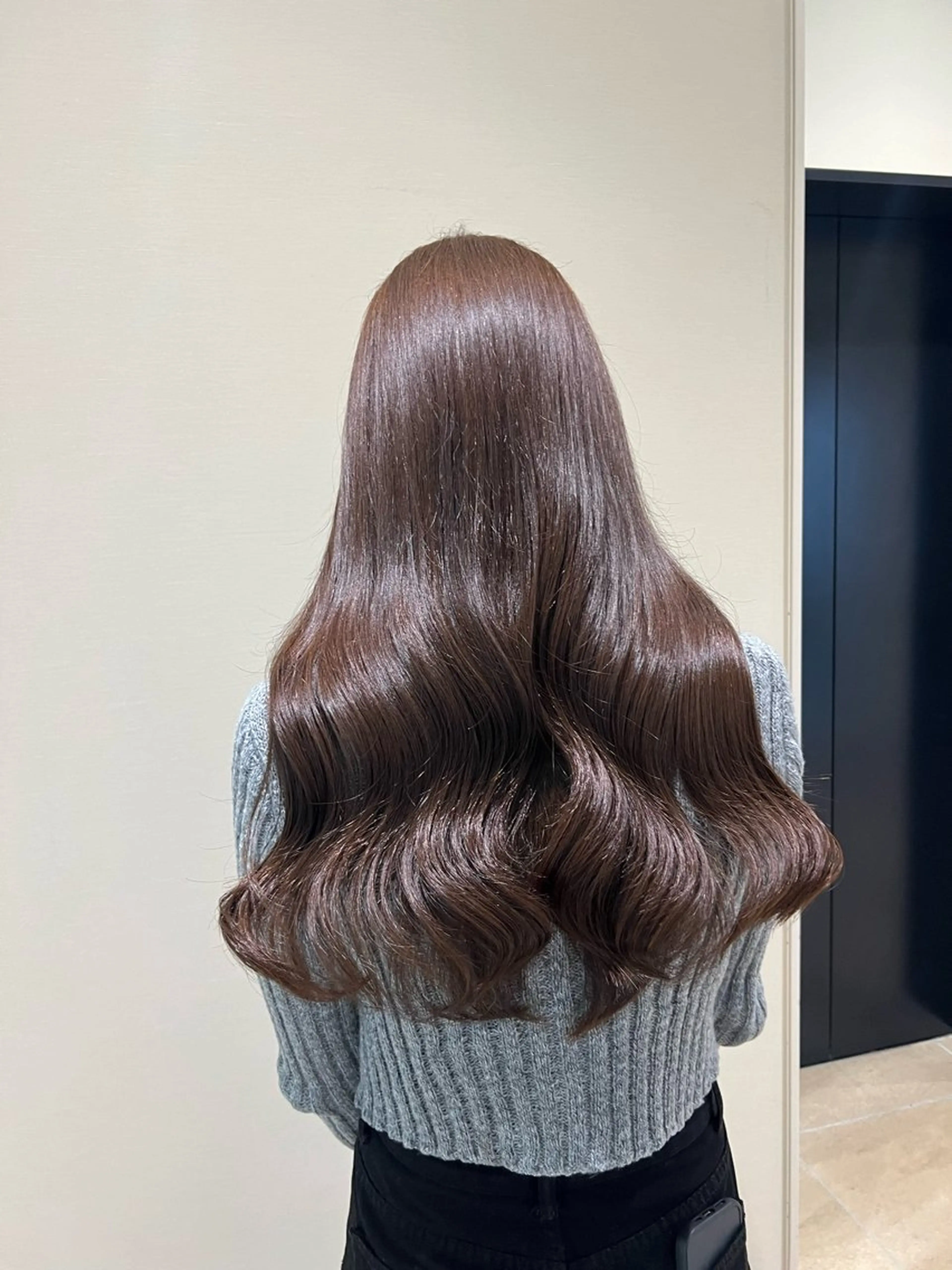 ロング ヘアカラー トリートメント 大人っぽベージュ🤍 レイヤーRikutoのヘアスタイル
