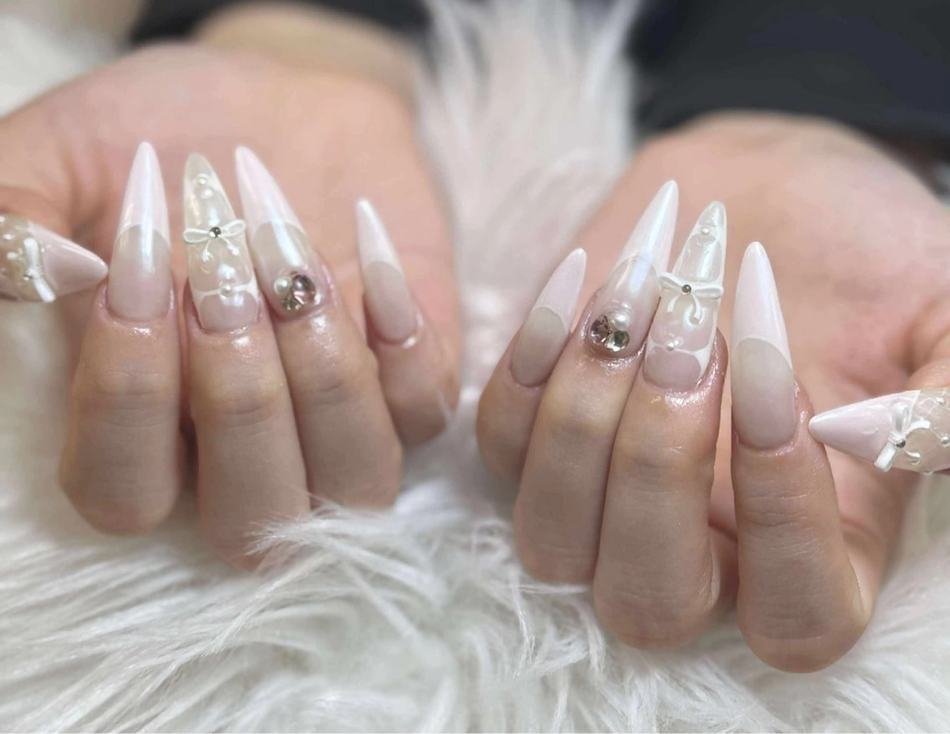 ネイル チークネイル 長さ出し フットネイル マグネットネイル 持ち込み ハンドネイル ANH NAIL ゴテゴテ専門店💎のネイルデザイン