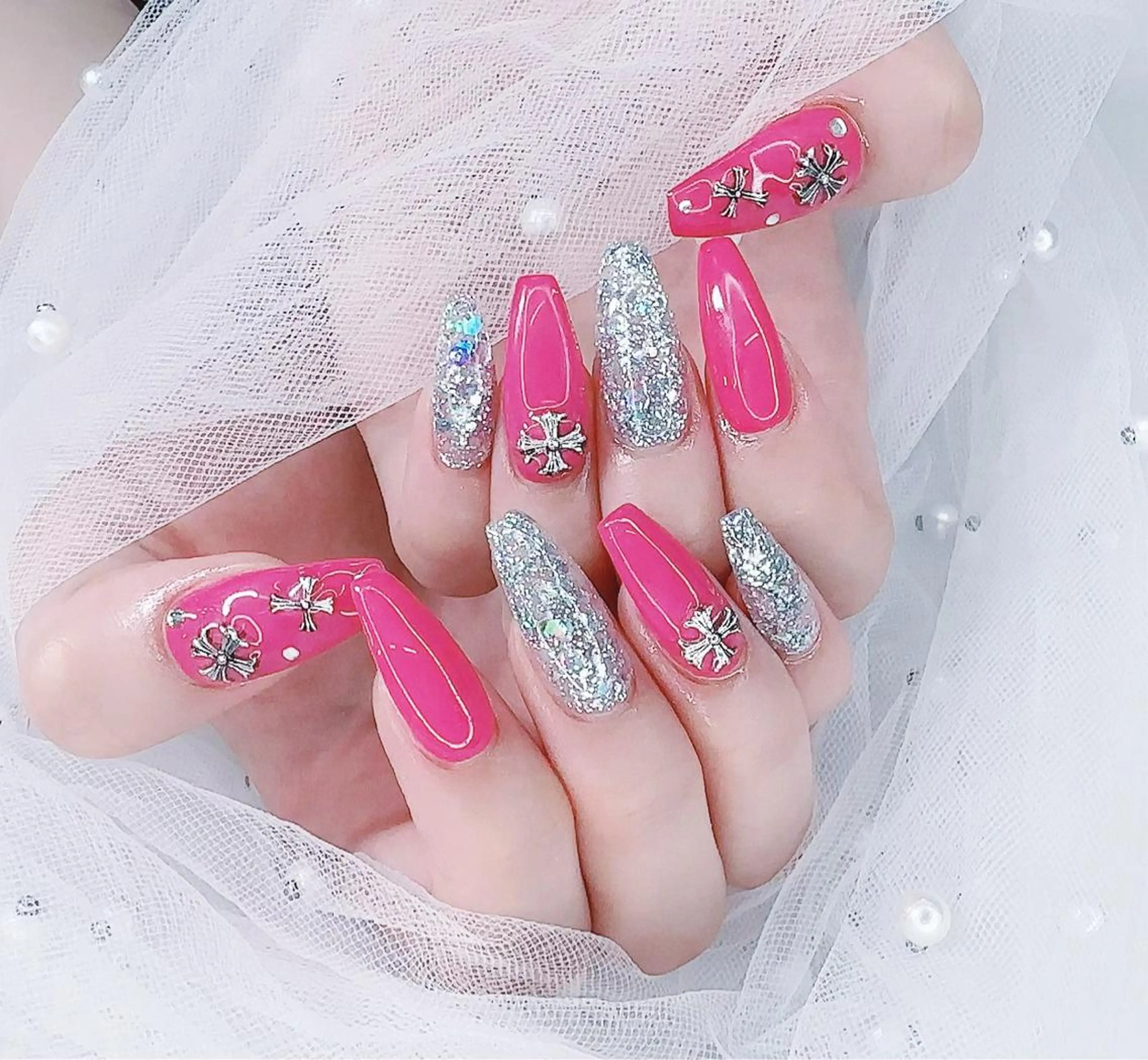 ネイル R nailsalon所属・R salonのネイルデザイン