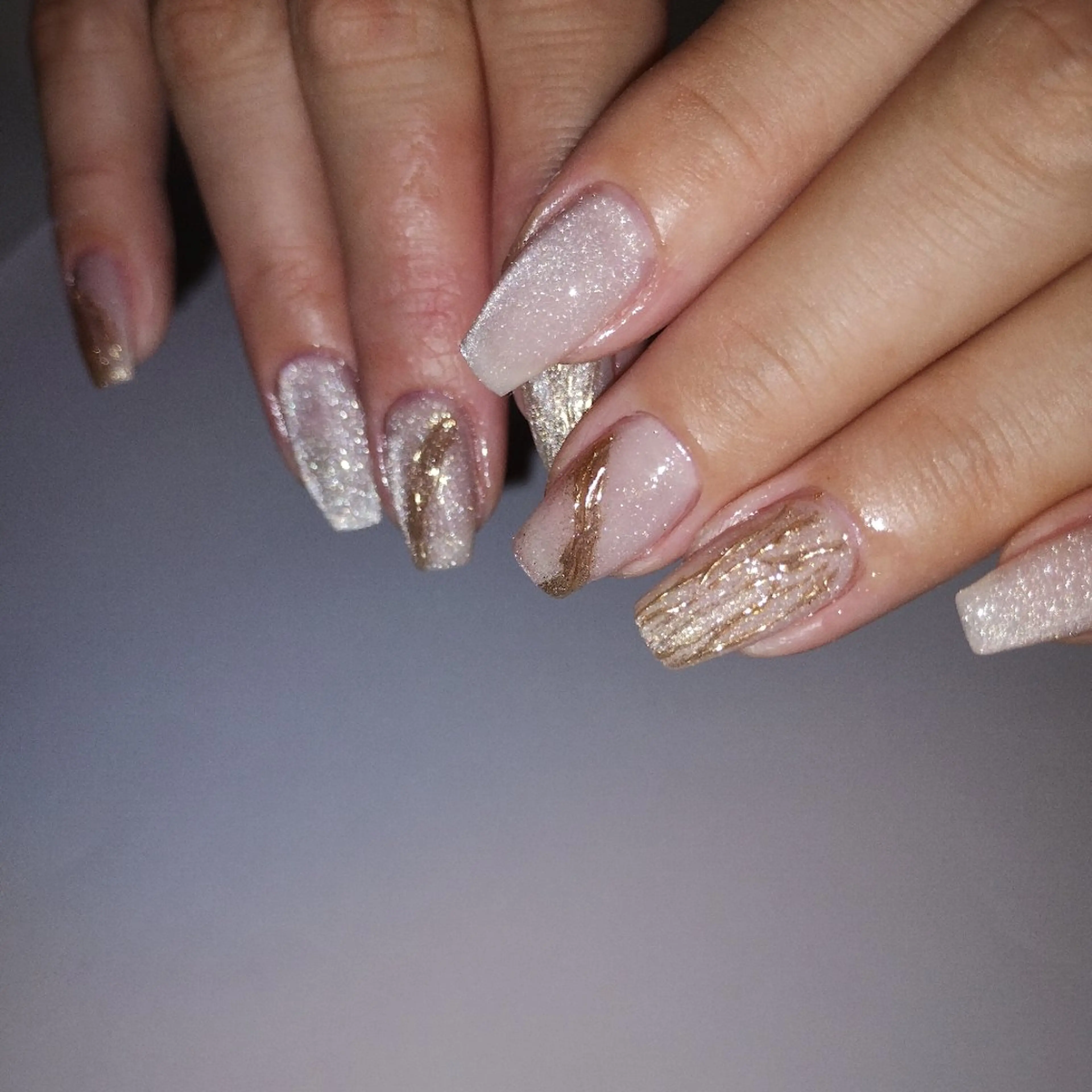 ネイル ハンドネイル 424 nailsのネイルデザイン