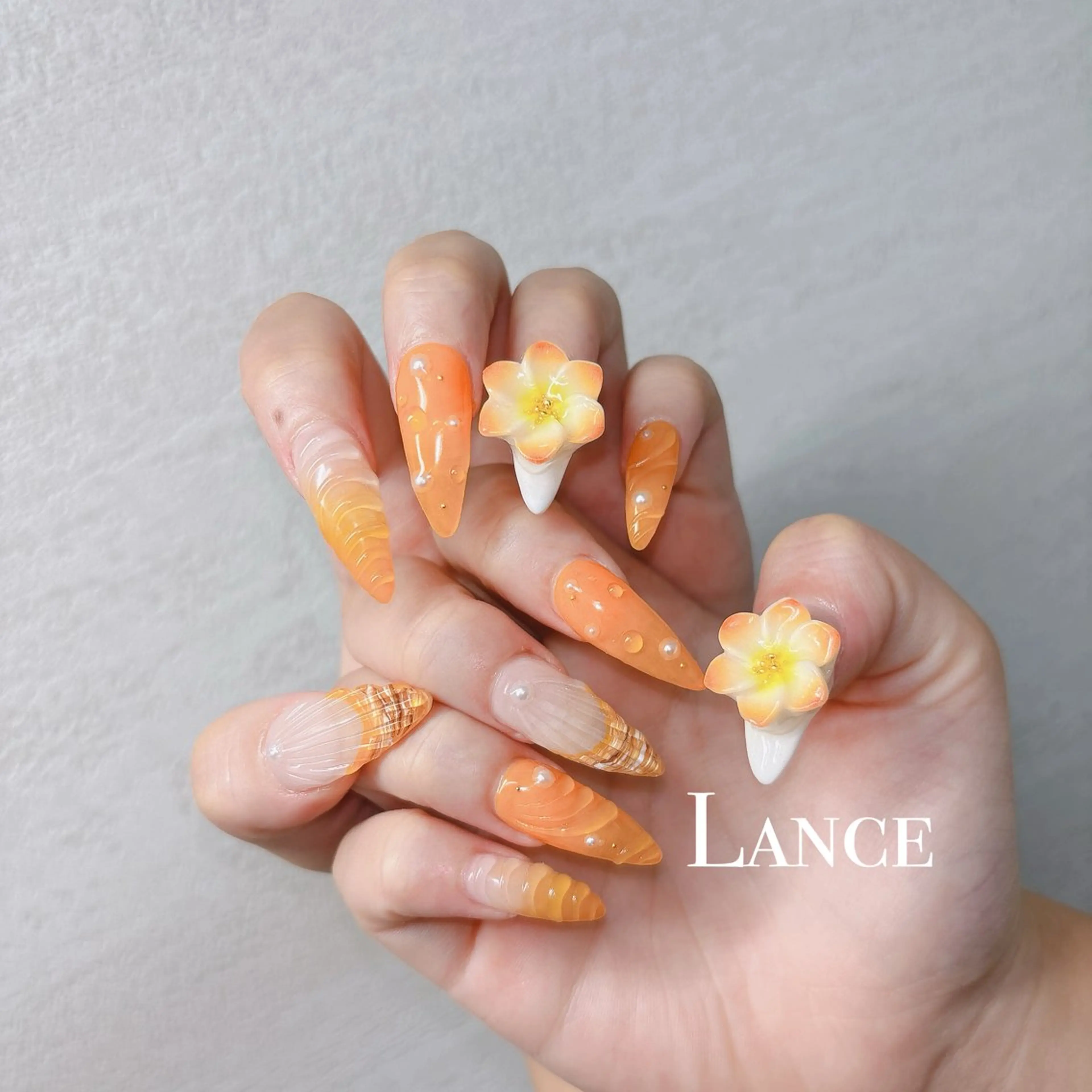 ネイル オーロラネイル ブルー フットネイル 氷ネイル・うるうるネイル キラキラネイル ハンドネイル Lance nailのネイルデザイン