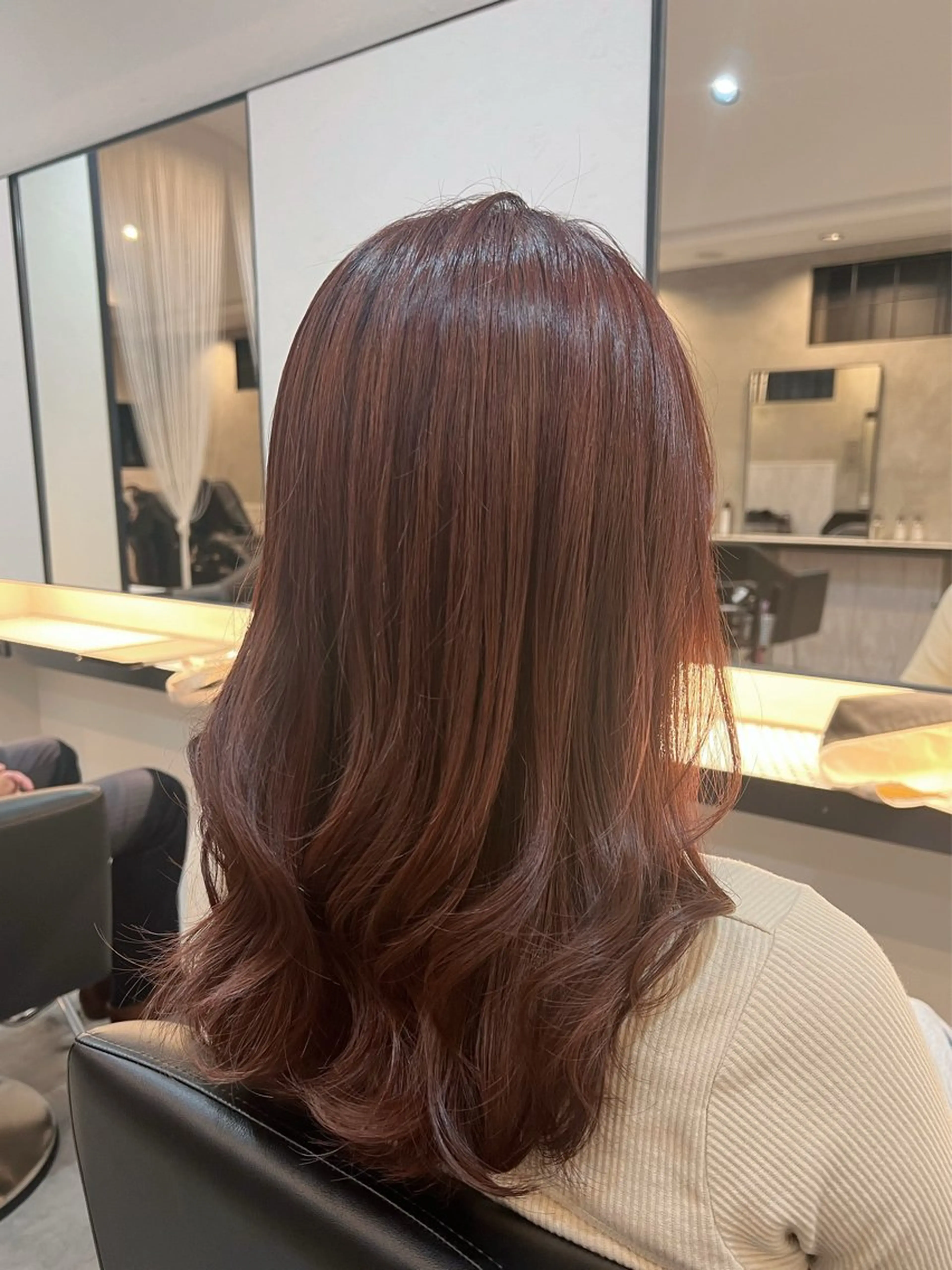 セミロング カラー ブラウンカラー レッドカラー 工藤 梨花のヘアスタイル