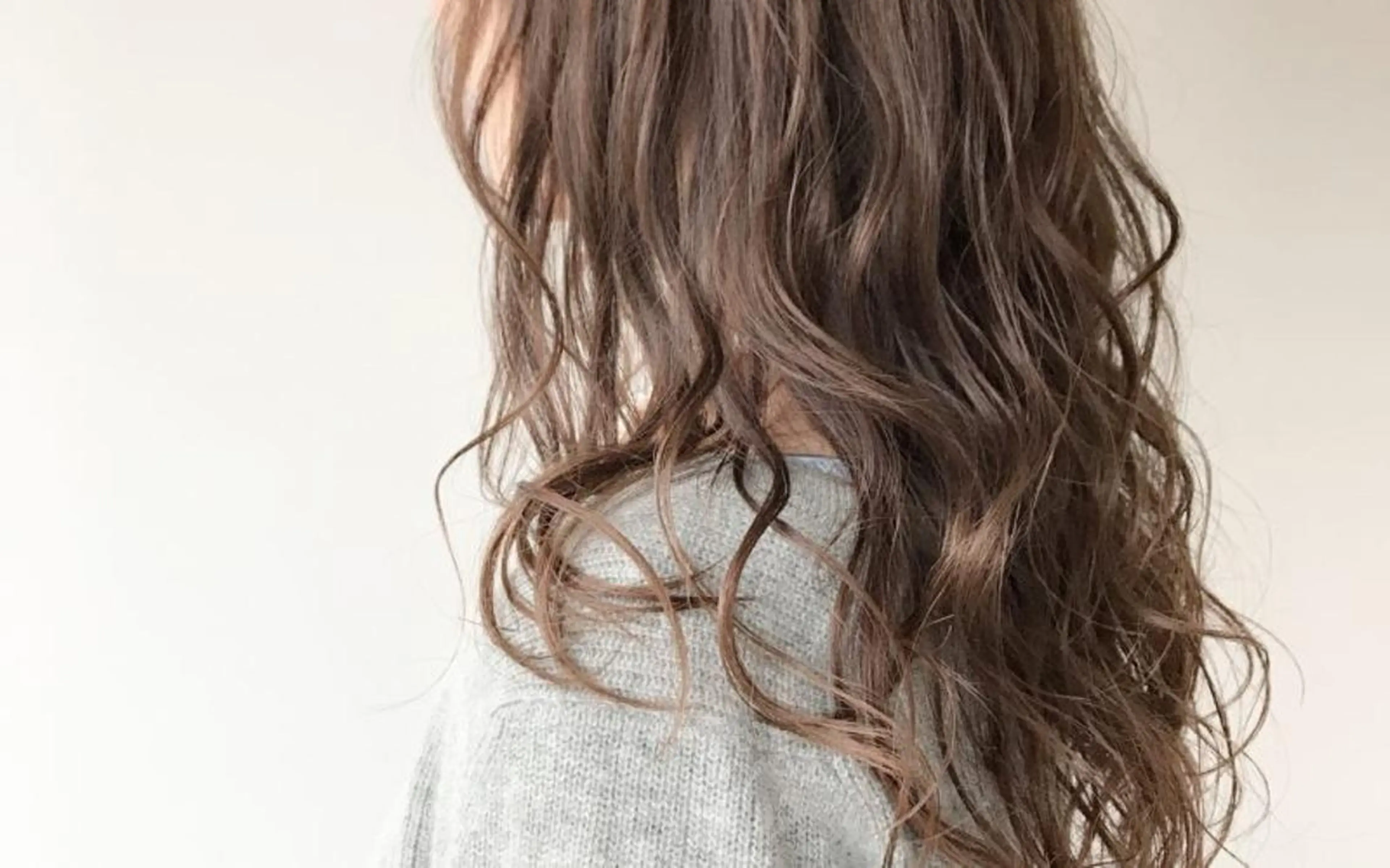 セミロング カラー 古山 勇太のヘアスタイル