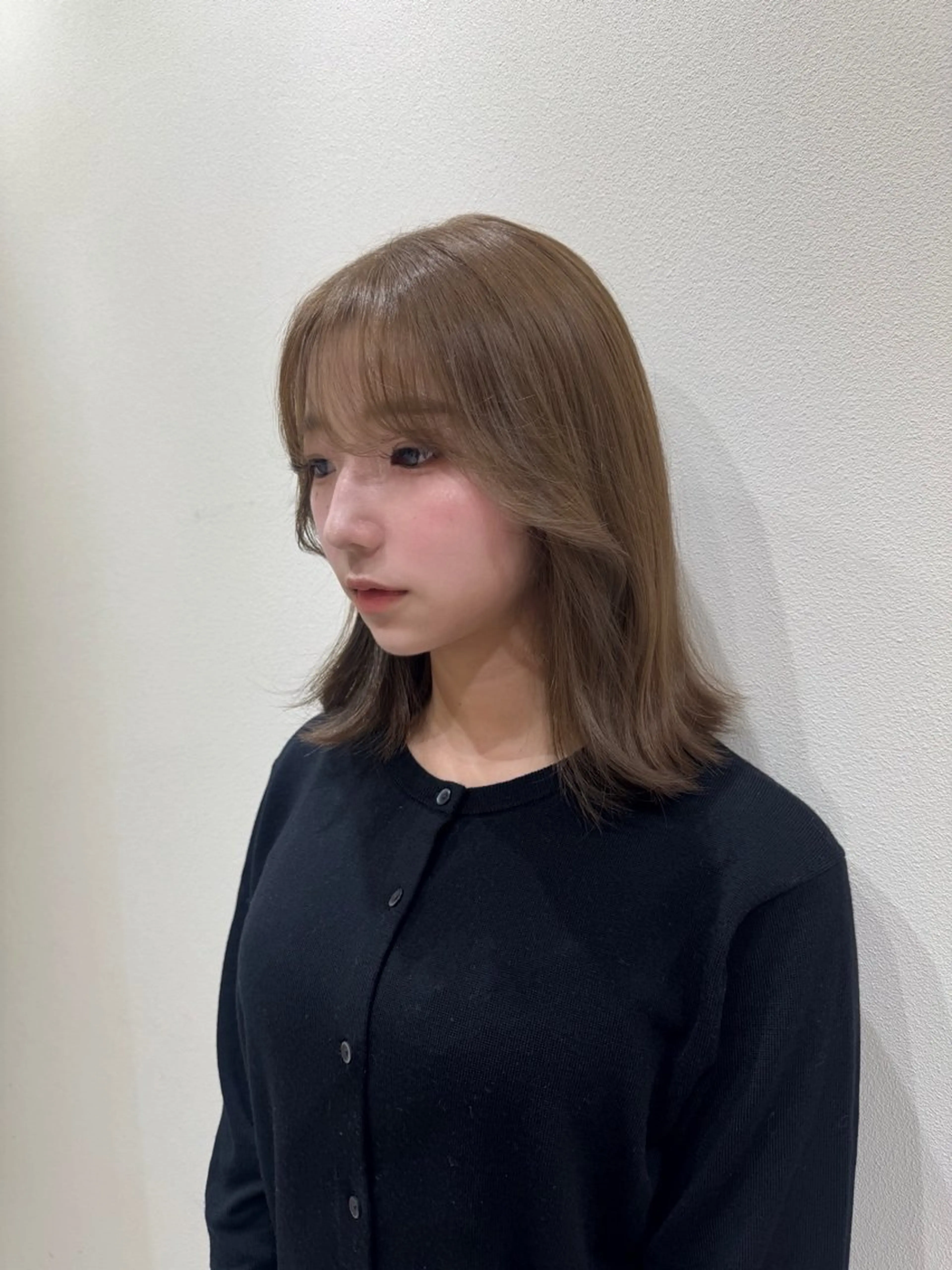 ミディアム カラー ベージュカラー ブリーチ ダブルカラー ヘーゼル ヘアカラー 髪質改善🫧 カラー特化/Hinaのヘアスタイル