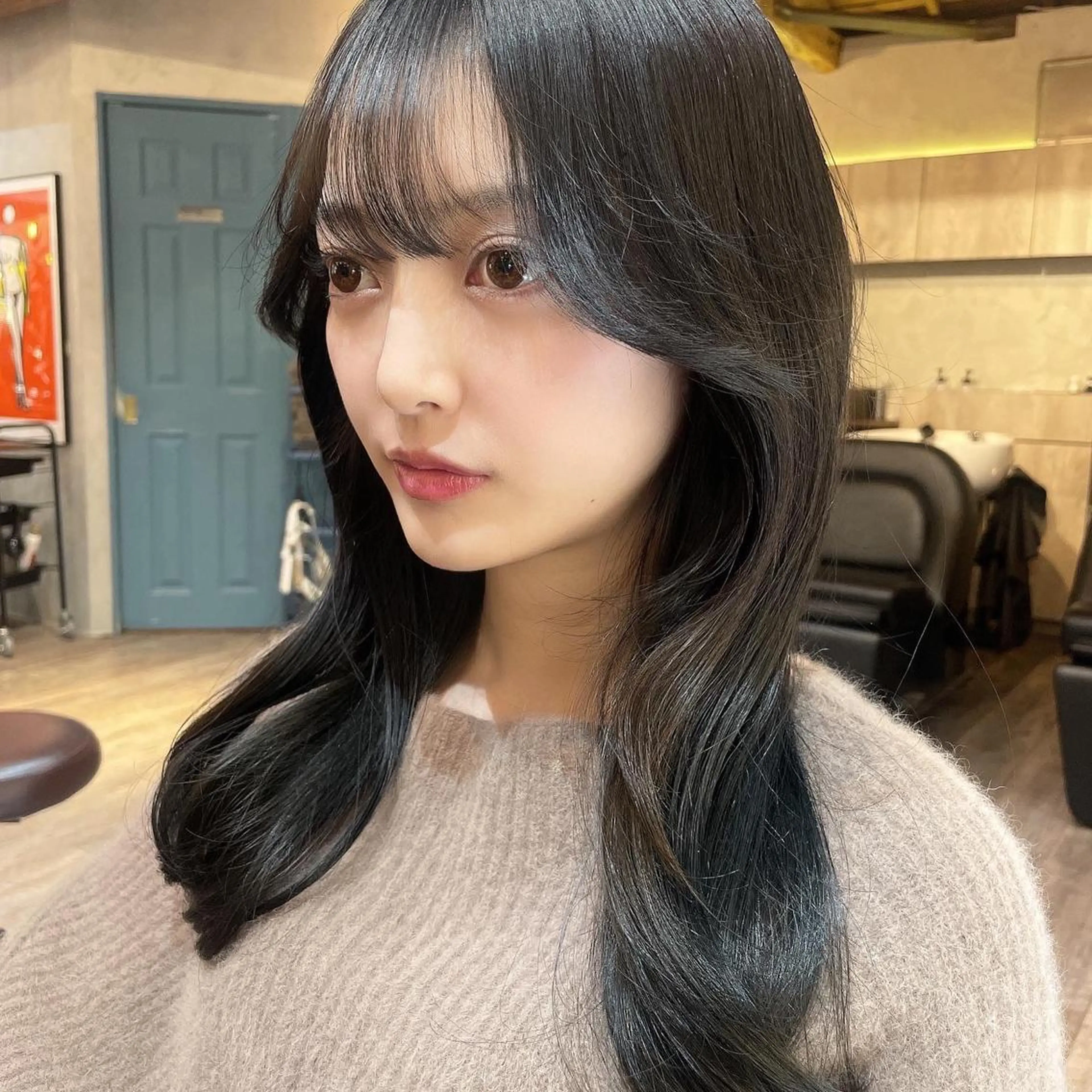 セミロング カラー カット ヘアカラー トリートメント 顔周りカット× 髪質改善【リョウ】のヘアスタイル