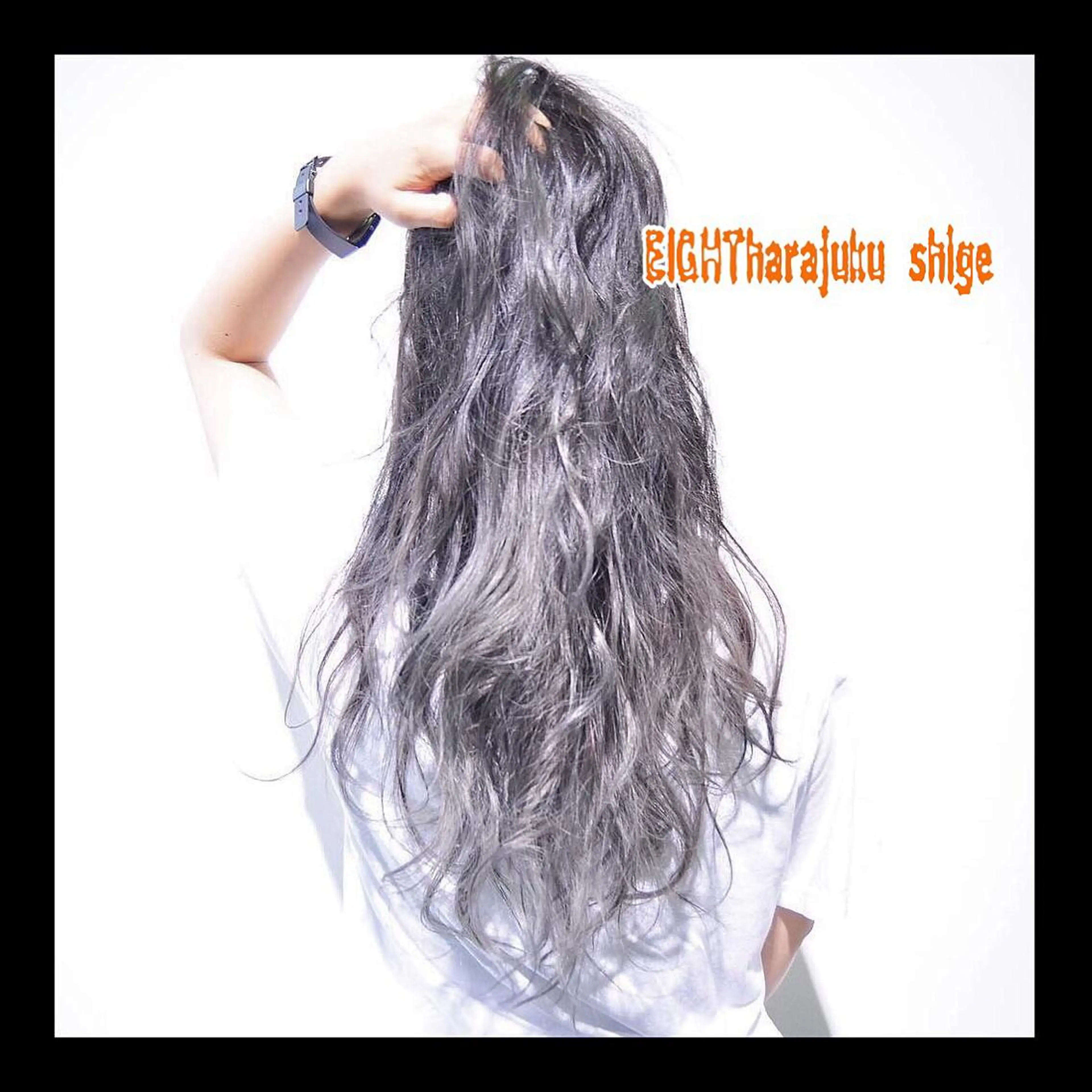 ロング カラー グラデーションカラー シルバー 及川シゲル 髪質改善講師のヘアスタイル