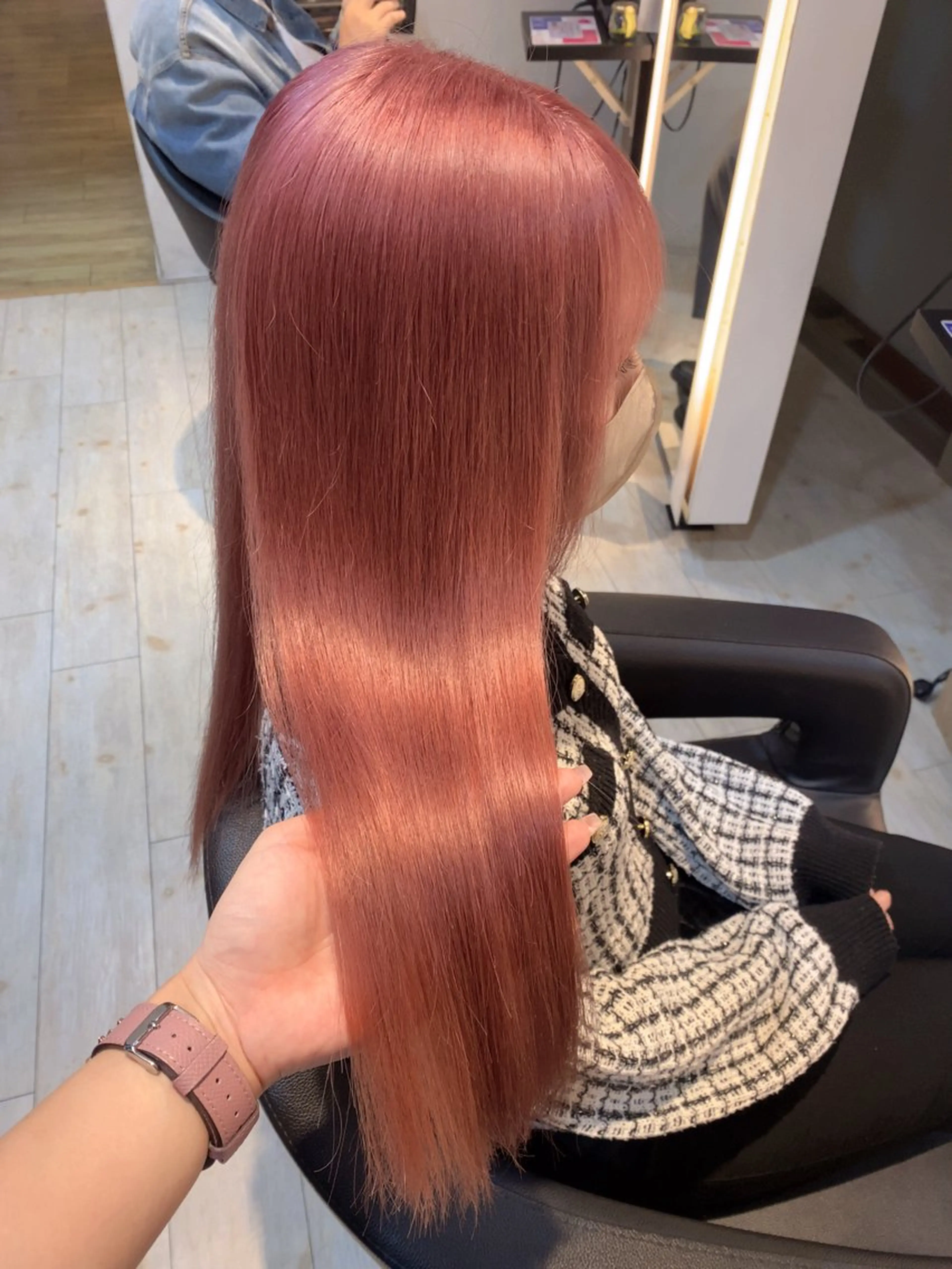 ロング カラー ブリーチ/髪質改善/ 透明感カラー/暖色のヘアスタイル