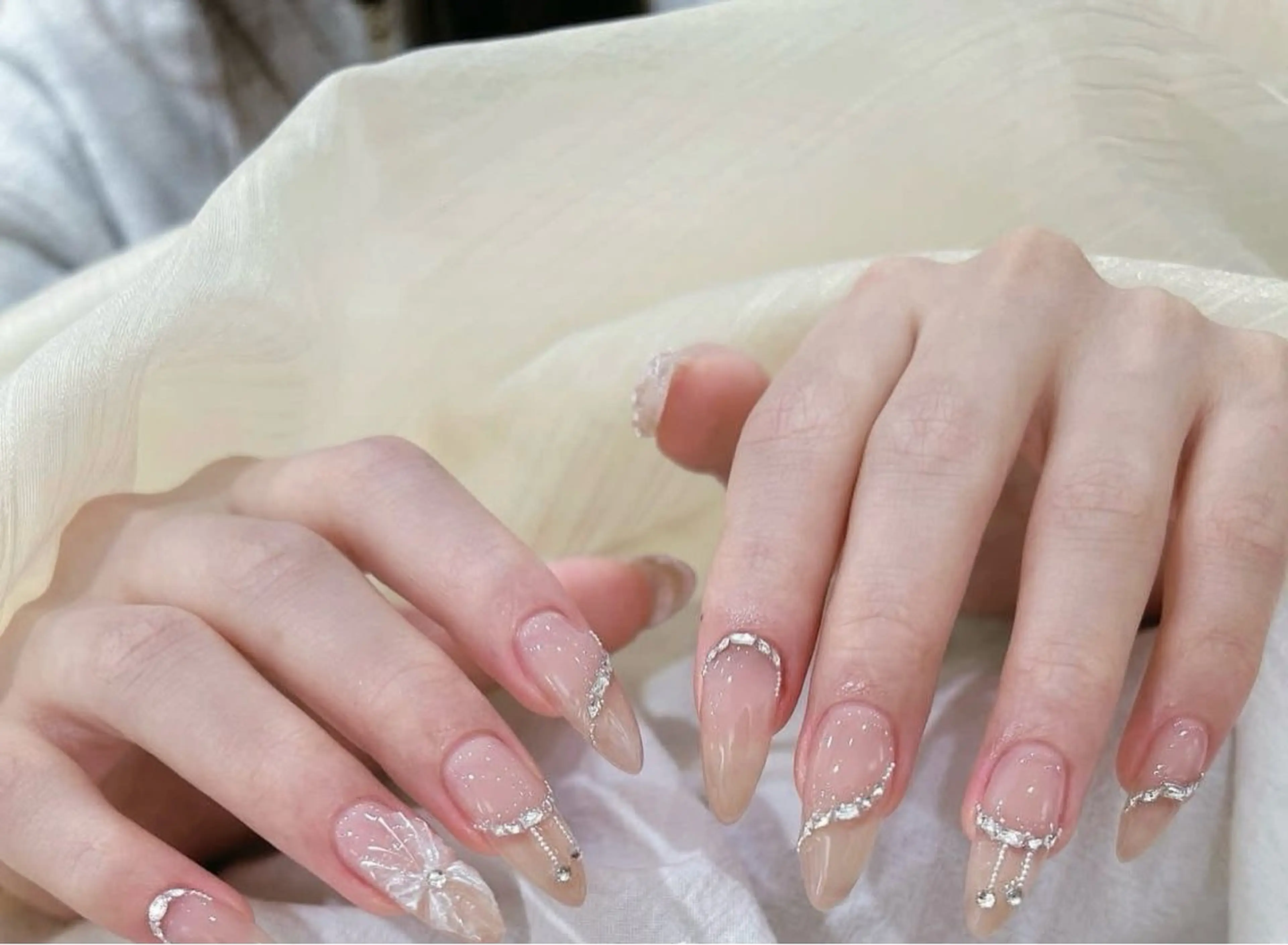 ネイル ハンドネイル T. Leeのネイルデザイン