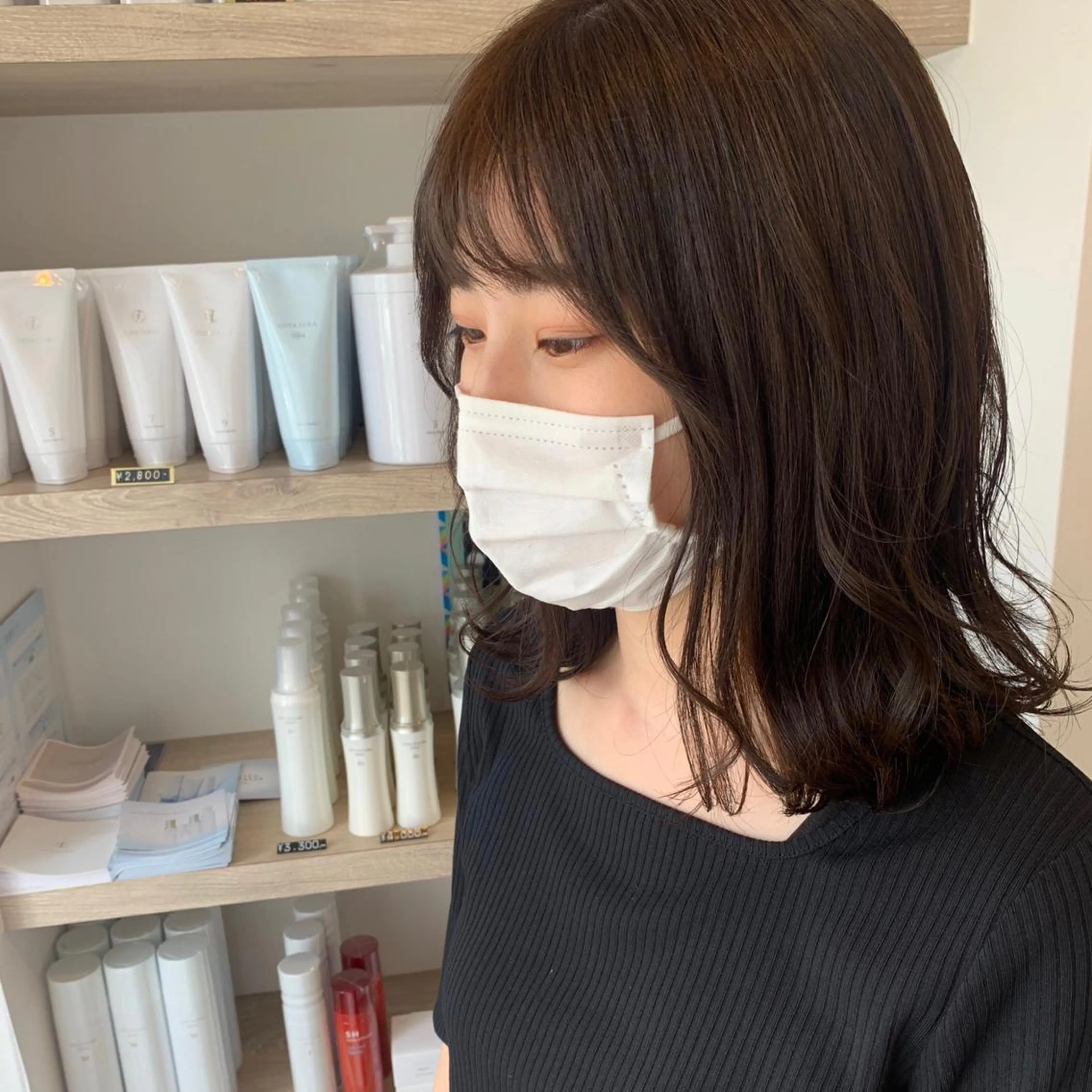 ミディアム カラー ベージュカラー 透明感カラー カット ヘアカラー トリートメント cher. 新井瑞希のヘアスタイル