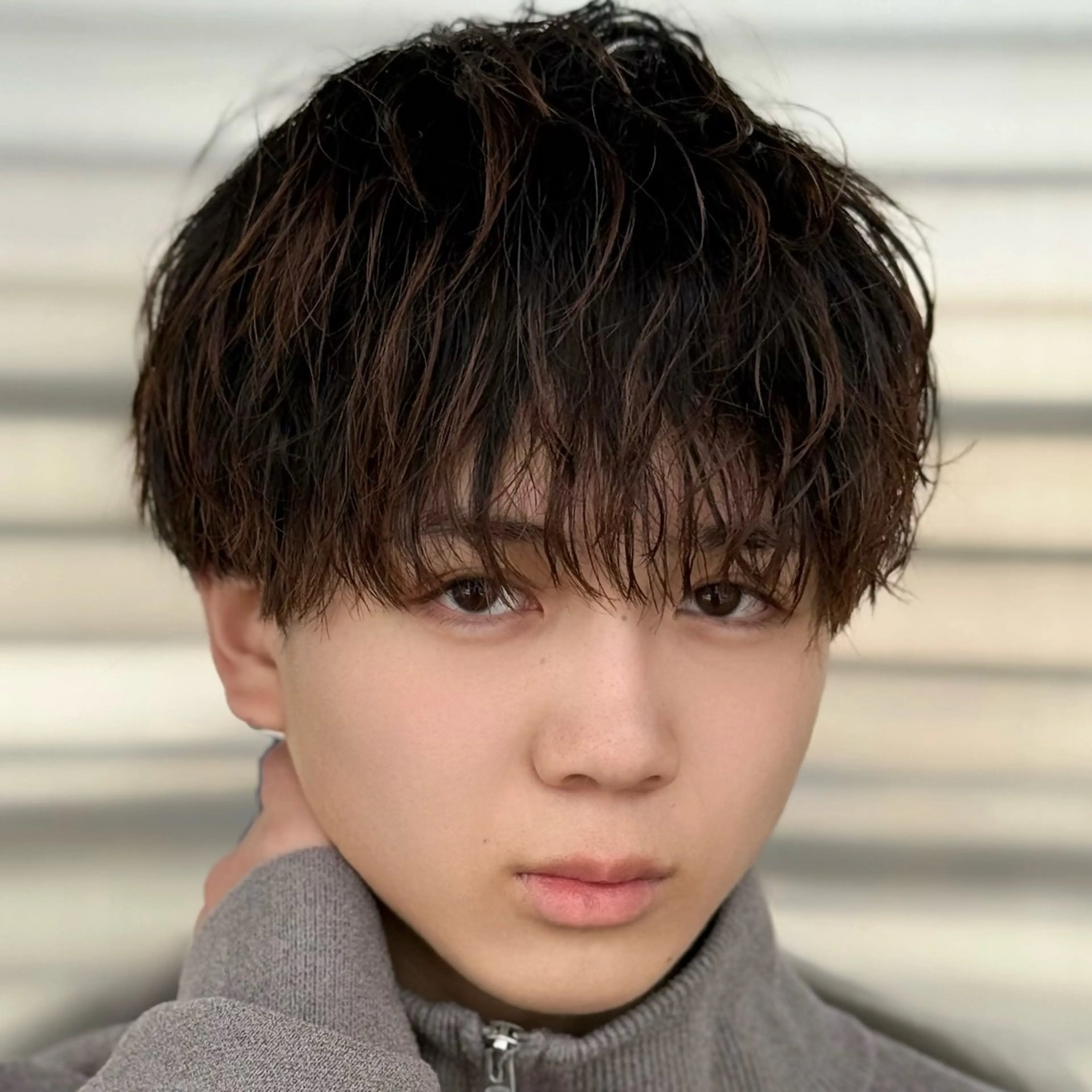 ミディアム パーマ メンズ カット パーマ メンズZina代表 田端 麗治のヘアスタイル