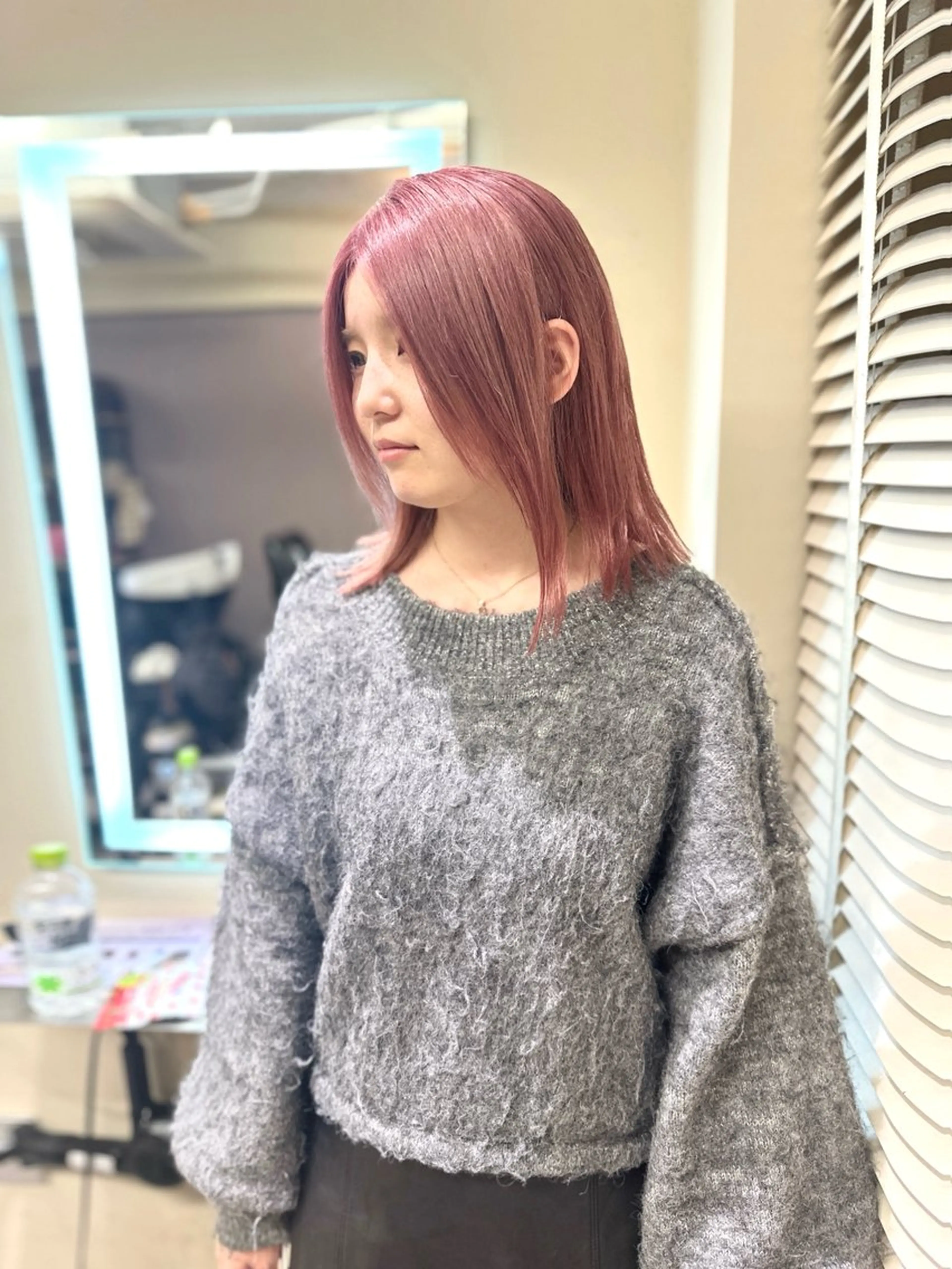 セミロング カラー アディクシーカラー バレイヤージュ ブリーチ デザインカラー ダブルカラー カット ヘアカラー トリートメント レイヤーカット nude ヘア大和のヘアスタイル