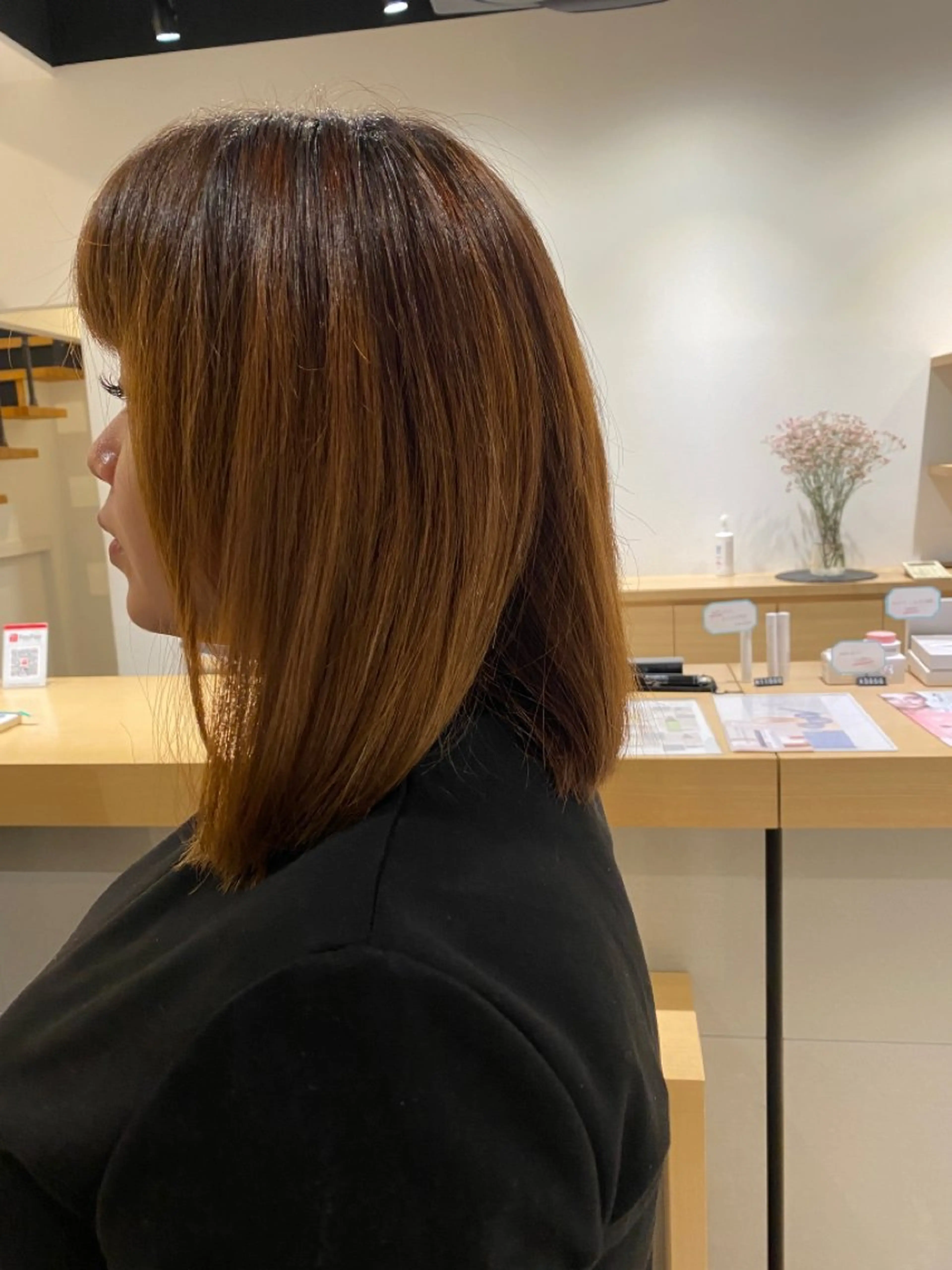 セミロング くびれヘア レイヤーカット 井戸上 颯太のヘアスタイル