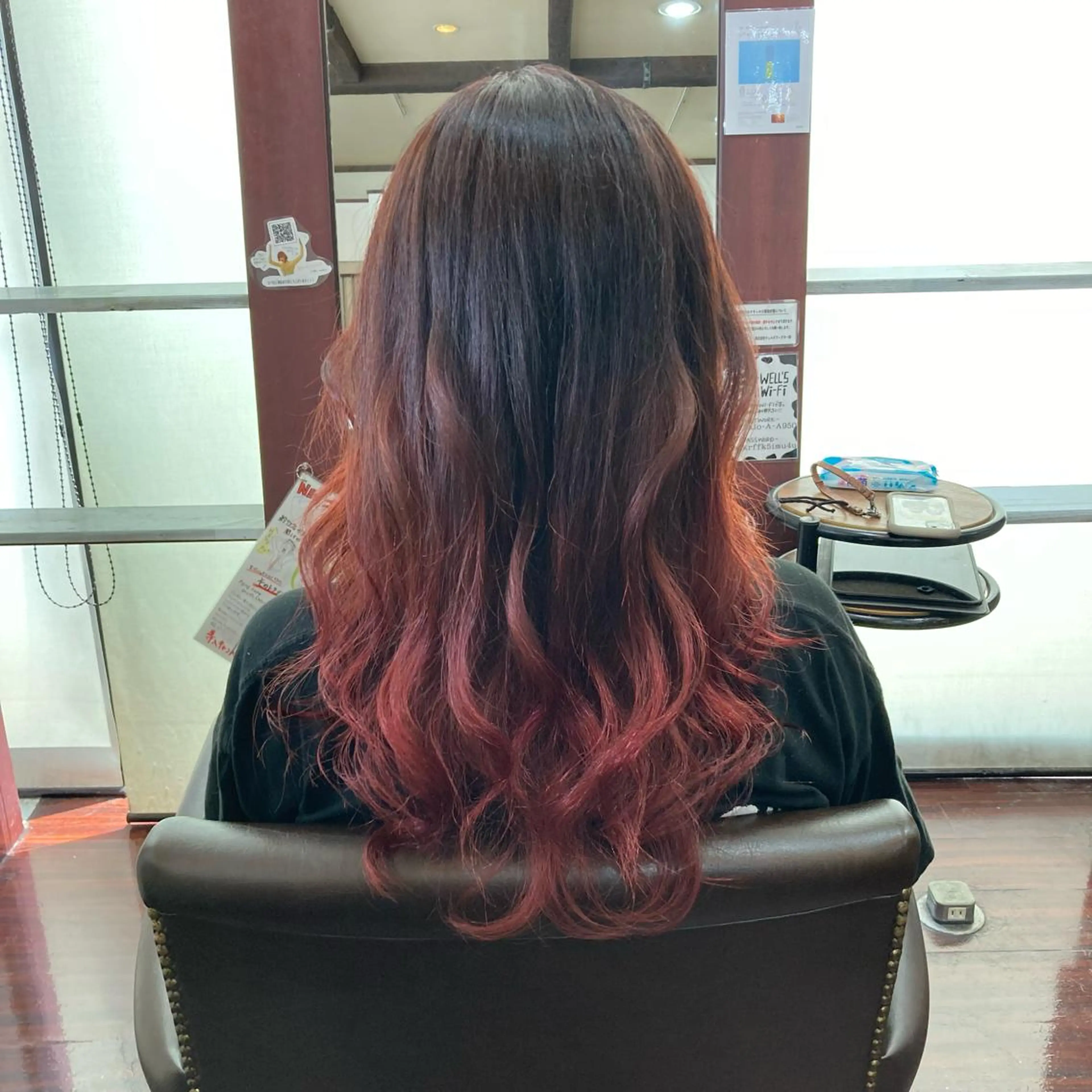 ミディアム カラー グラデーションカラー ピンクカラー Well‘s黒木🌿 レイヤー💎寒色のヘアスタイル
