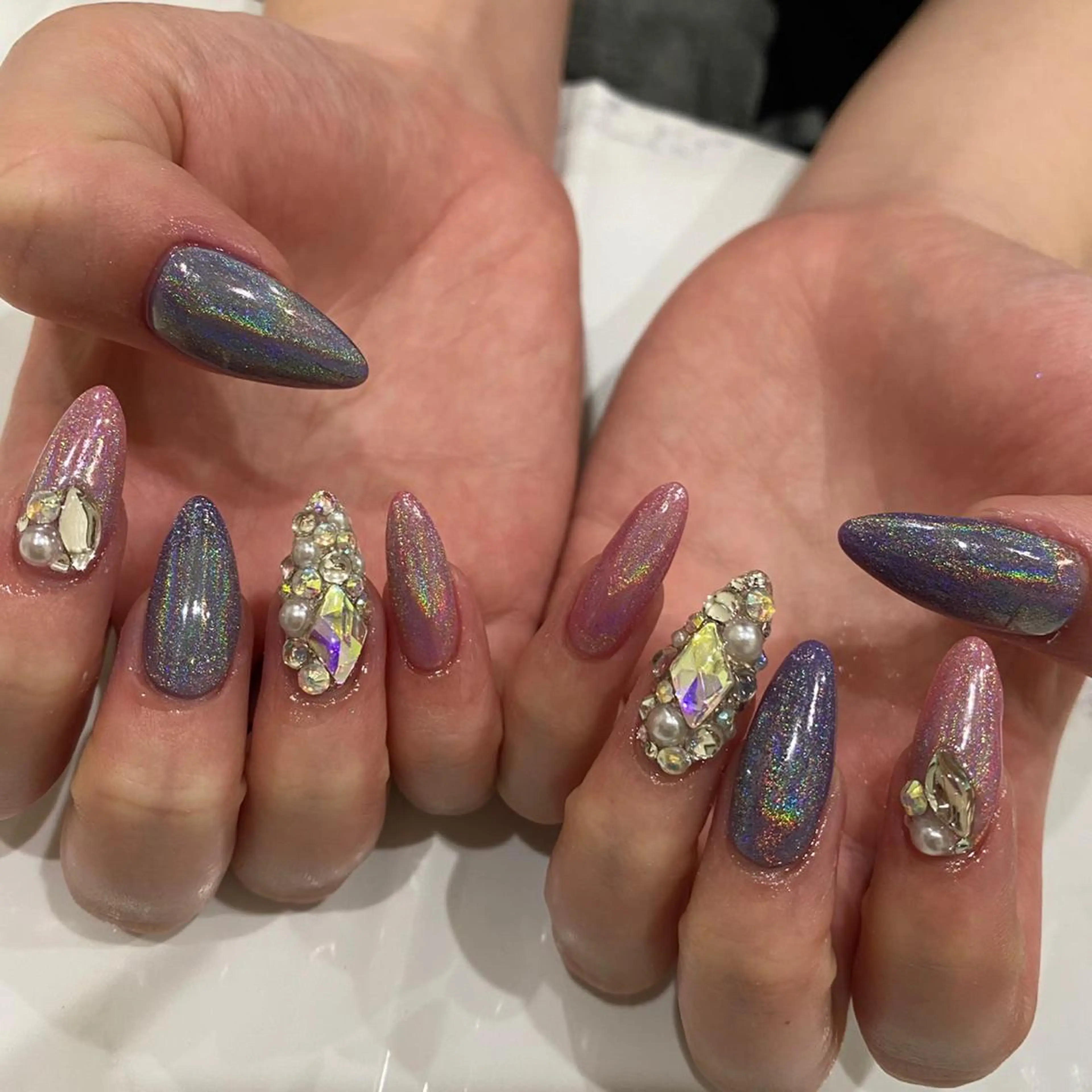 ミディアム ネイル ハンドネイル 《LB》ラブリエ Nail&eyeのマツエク・マツパデザイン