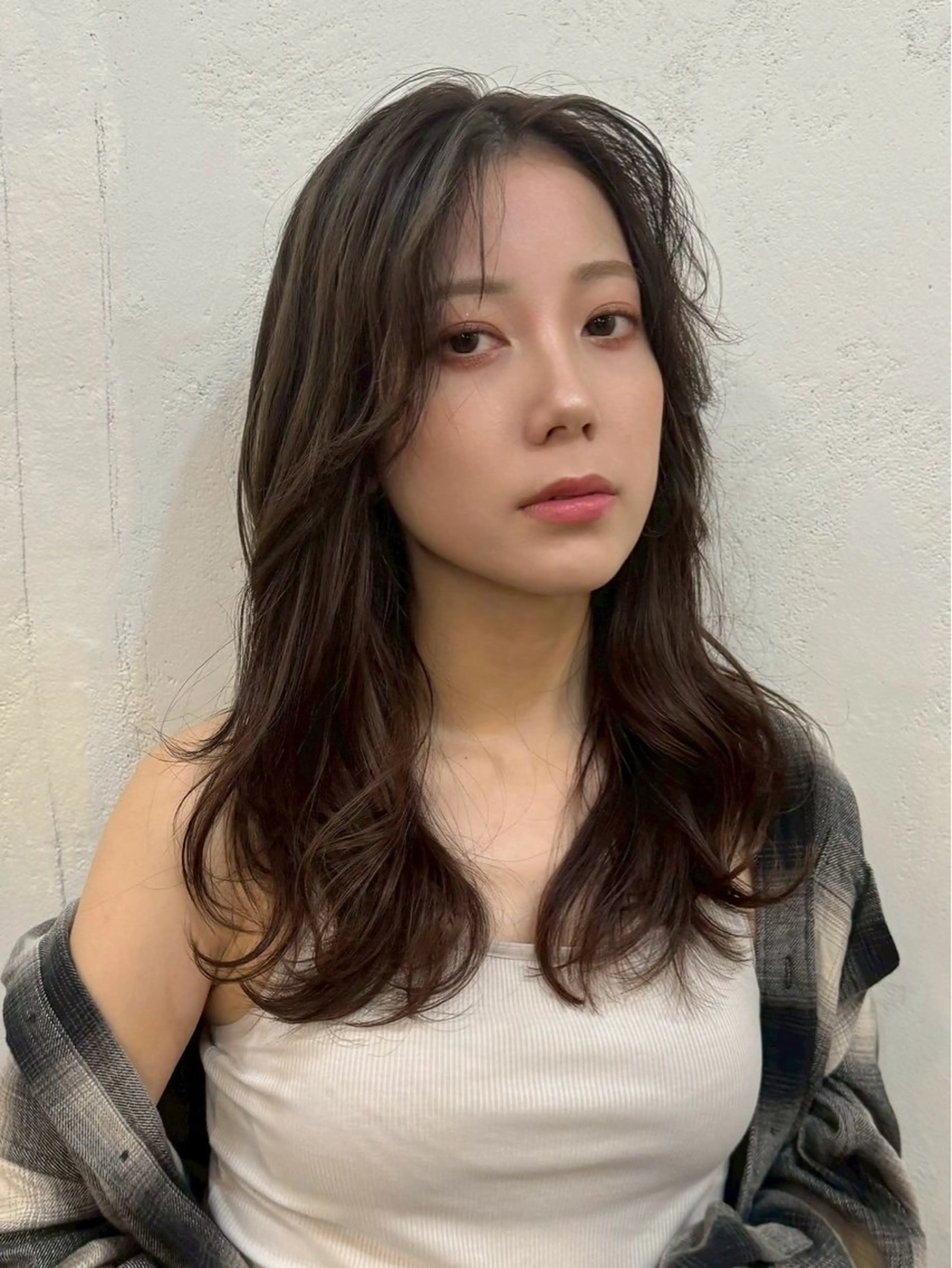 ロング カット ヘアカラー new open Farbeのヘアスタイル