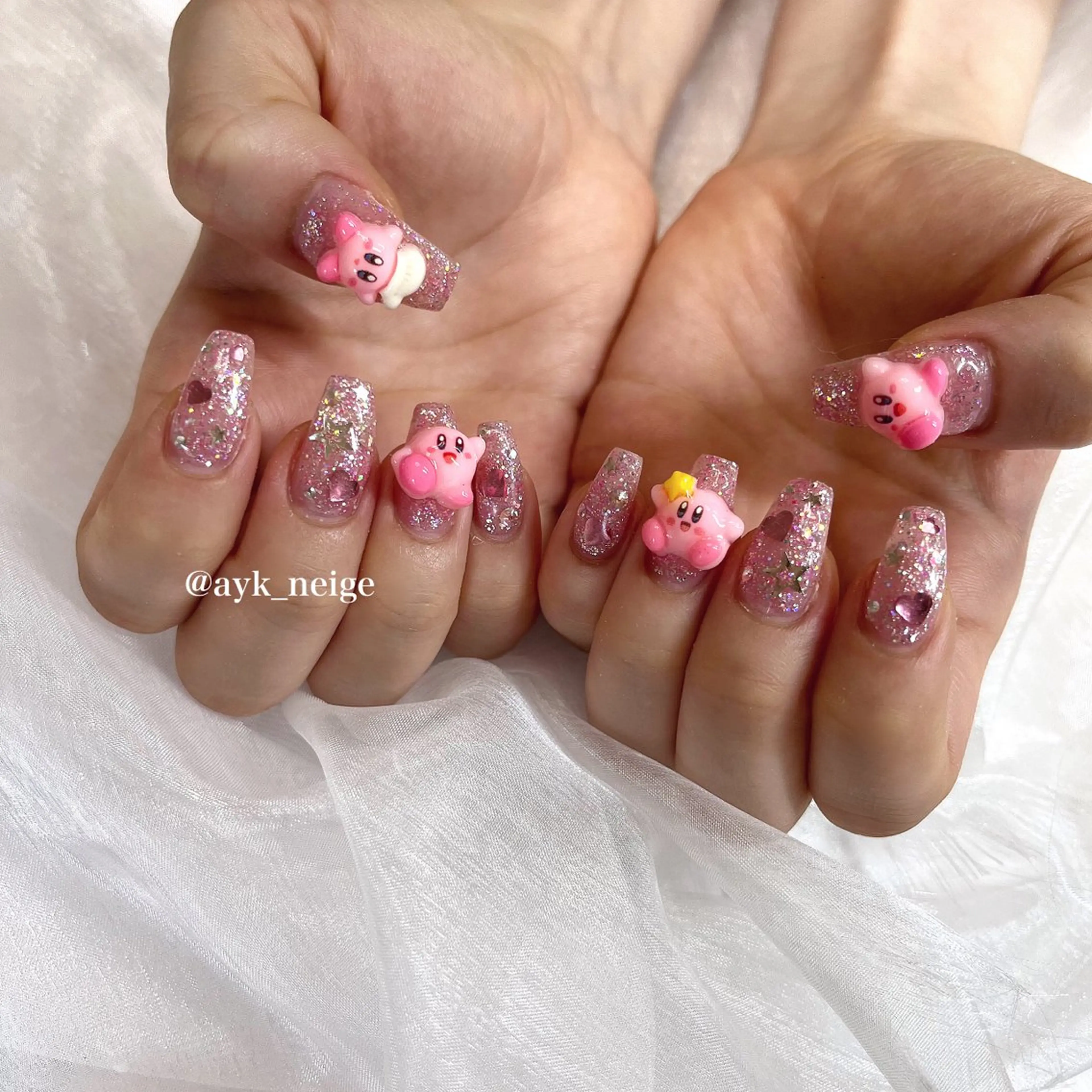 ネイル フットネイル キラキラネイル 韓国ネイル リボン n'eige nail所属・大谷 綾香のネイルデザイン