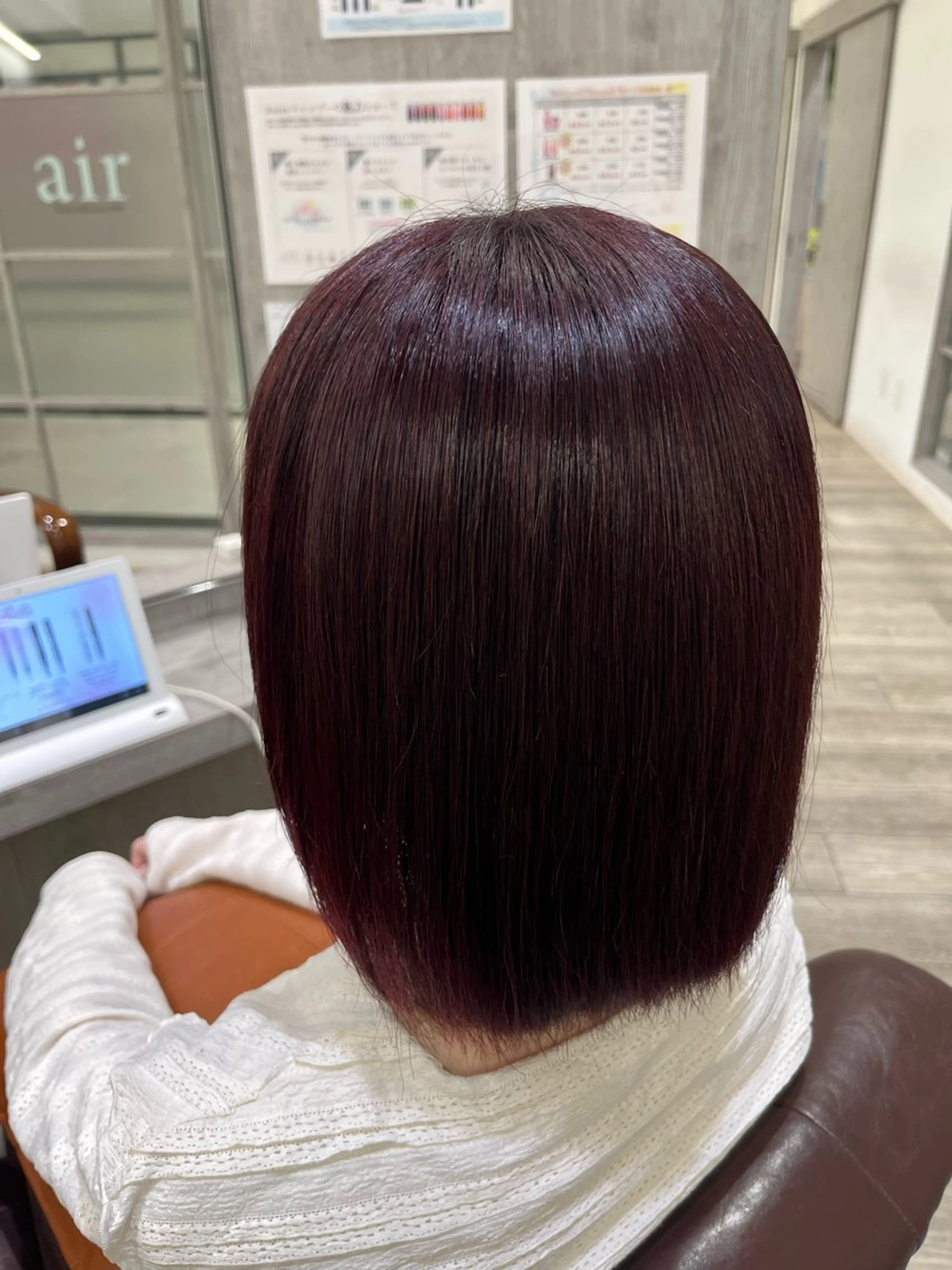 ショート カラー AIR横浜所属・宝徳 伶奈のヘアスタイル