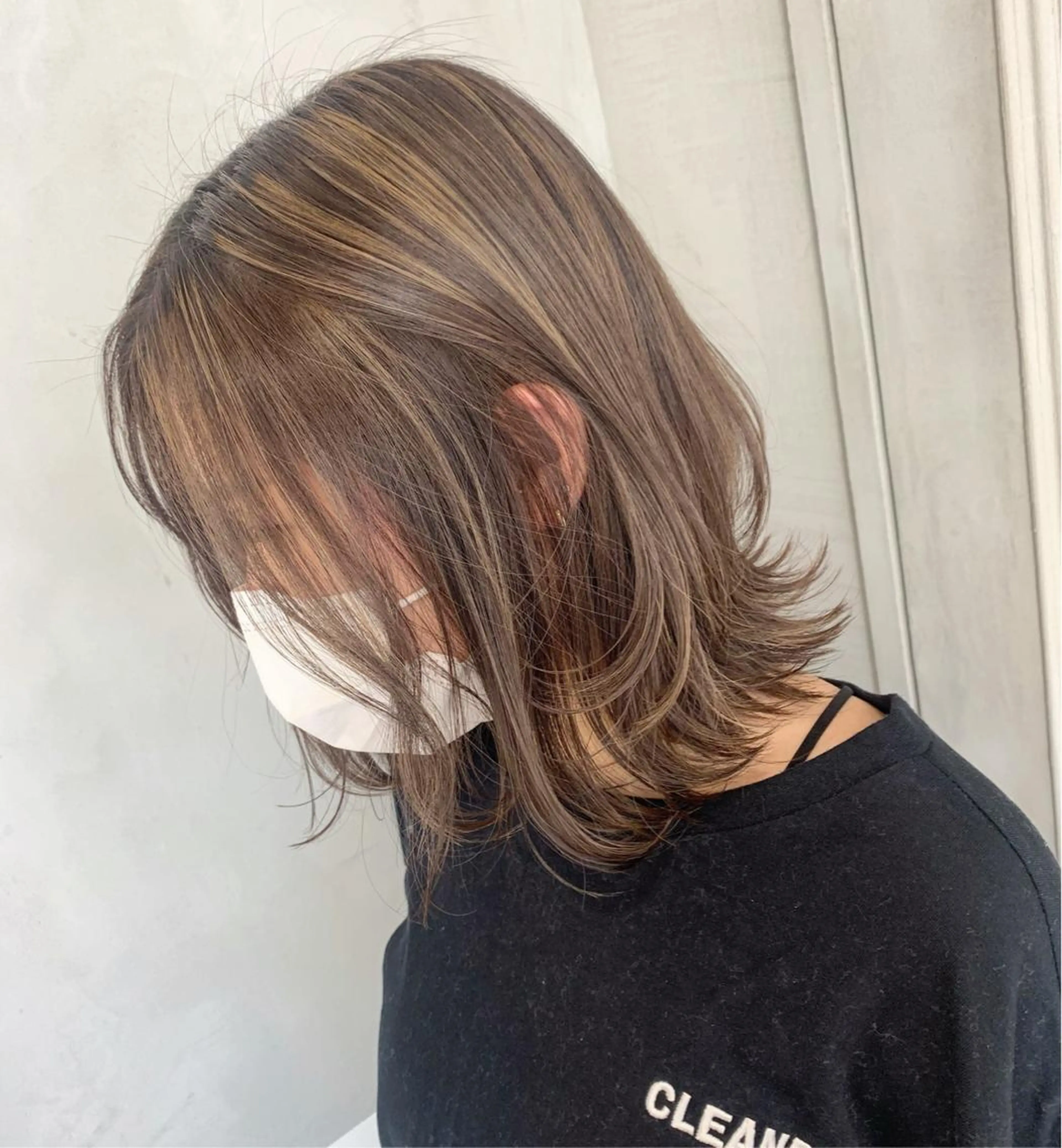 ミディアム カラー 顔周りカット minami🪷 暖色カラーのヘアスタイル
