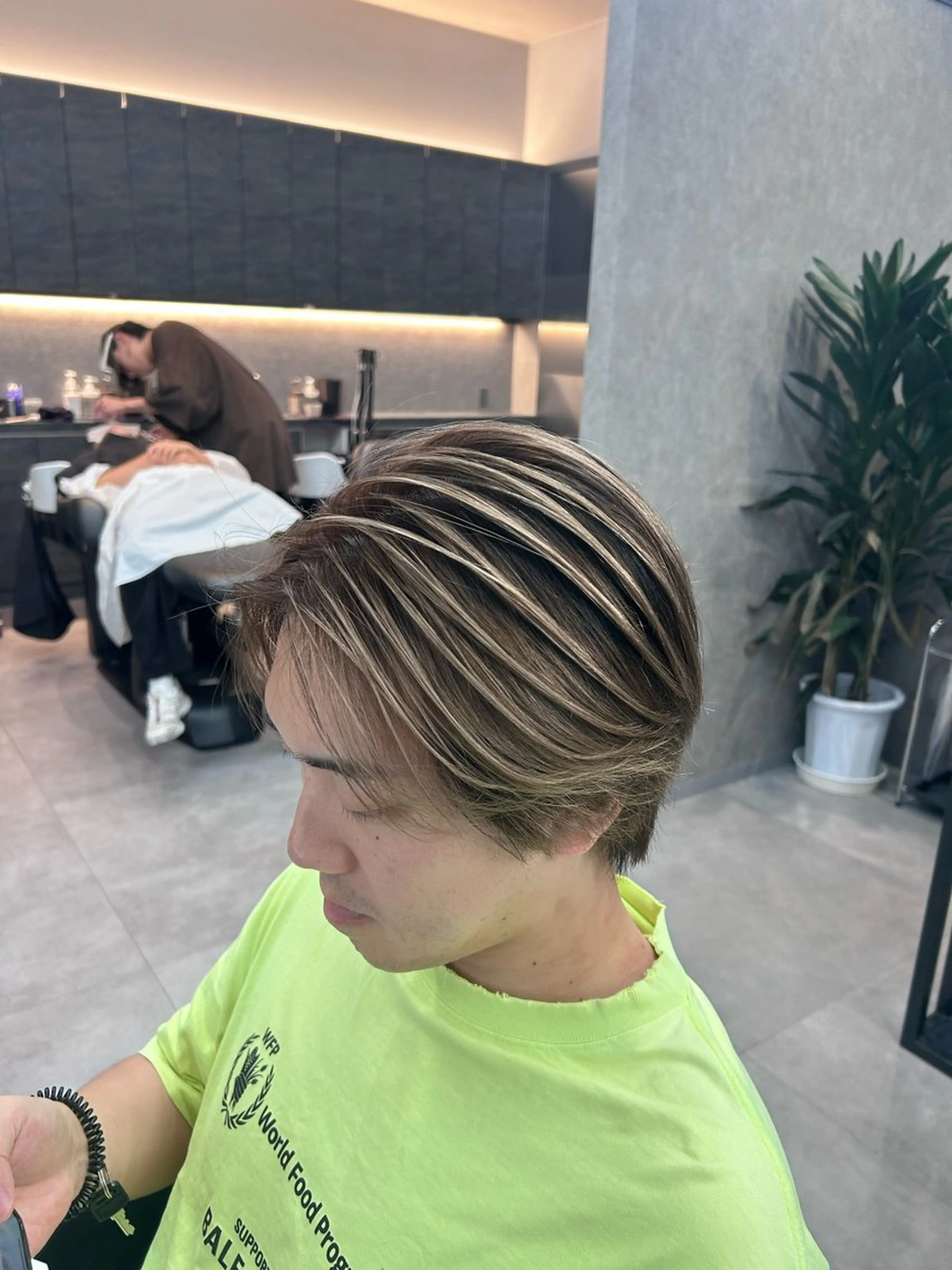 ショート カラー パーマ メンズ メンズバレイヤージュ バレイヤージュ レイヤーカット カット ヘアカラー メンズスペシャリスト /副店長YUTAのヘアスタイル