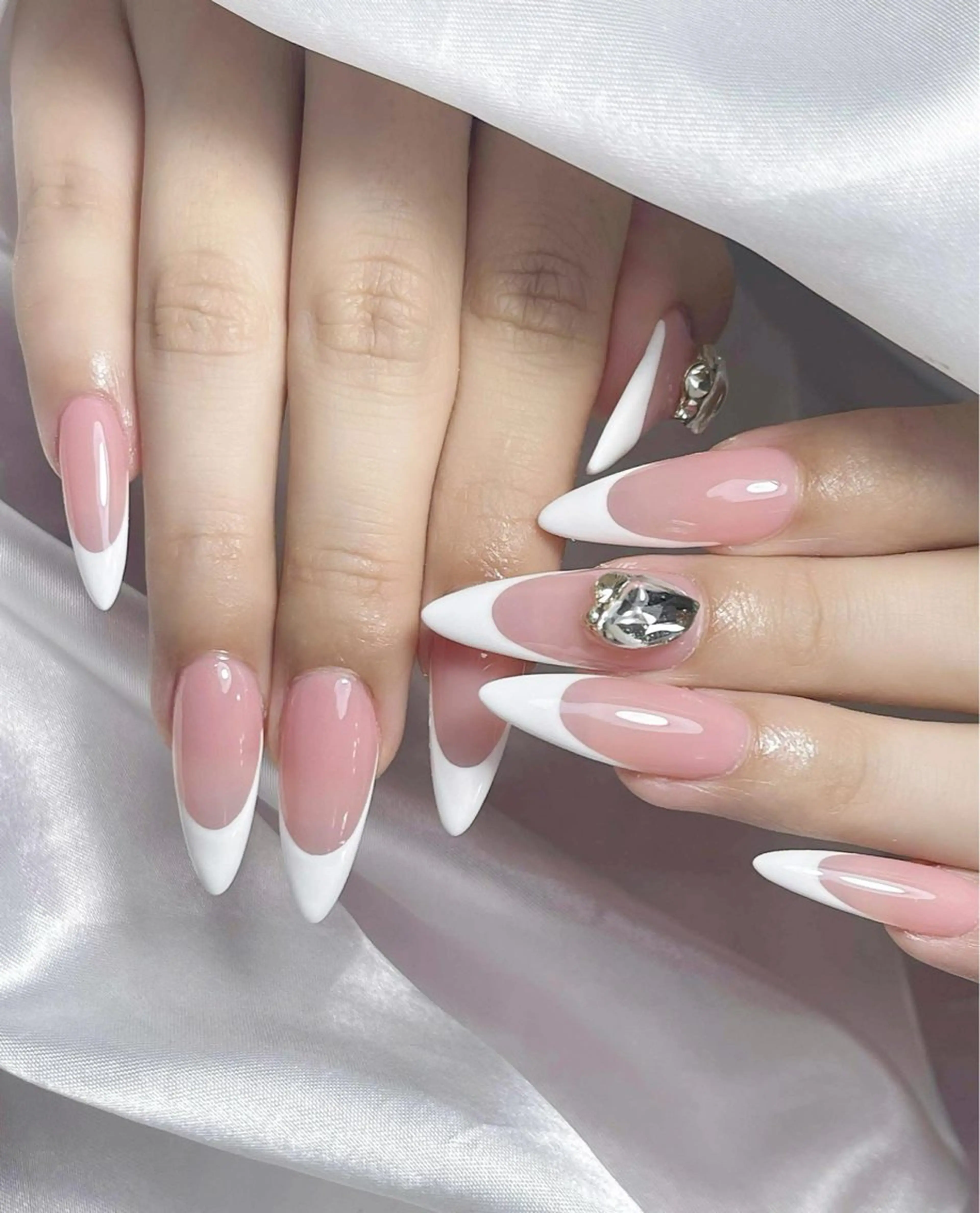 ハンドネイル💅 オフあり🌸🥰🥰 フェンネル💅の写真
