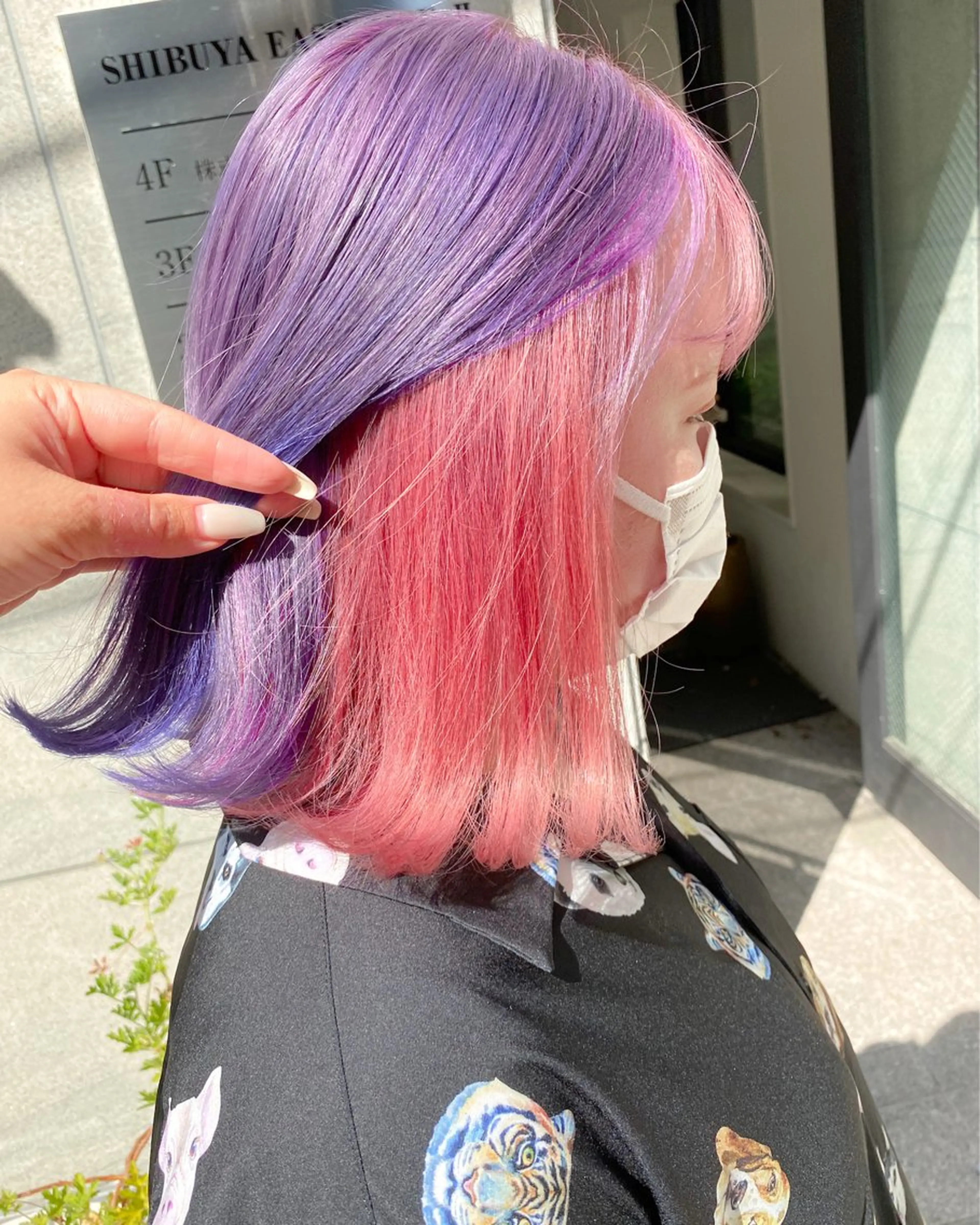 ミディアム カラー ブルーカラー デザインカラー ハイトーンカラー 韓国風カラー ピンクカラー ヘアカラー Chérie所属・Chérie 渋谷/カラーサロンのヘアスタイル