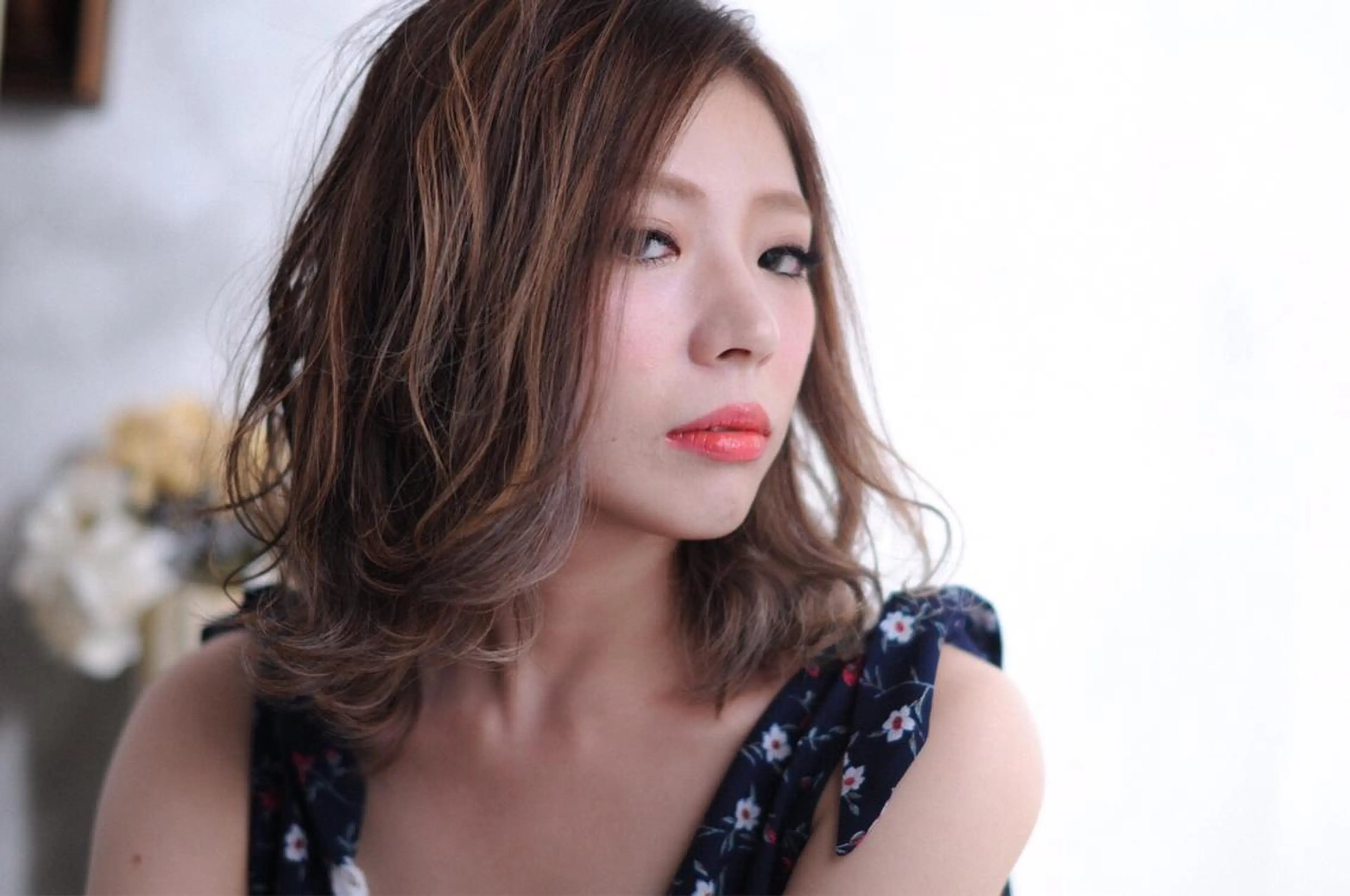 ミディアム カラー ベージュカラー ハイライトカラー ラベンダーカラー ハイライト 松村 崇弘のヘアスタイル