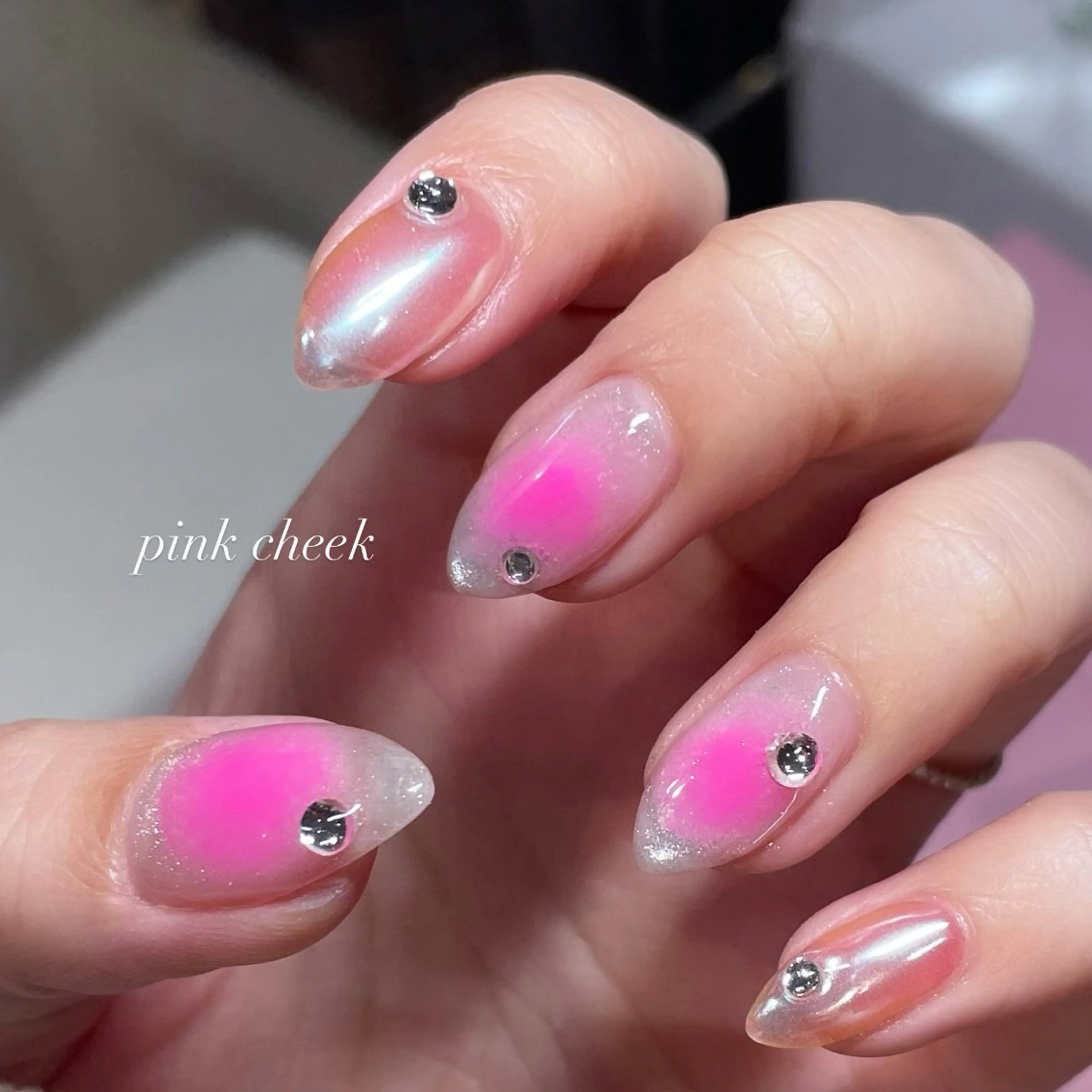 ネイル ハンドネイル Lily🍒 NANAのネイルデザイン