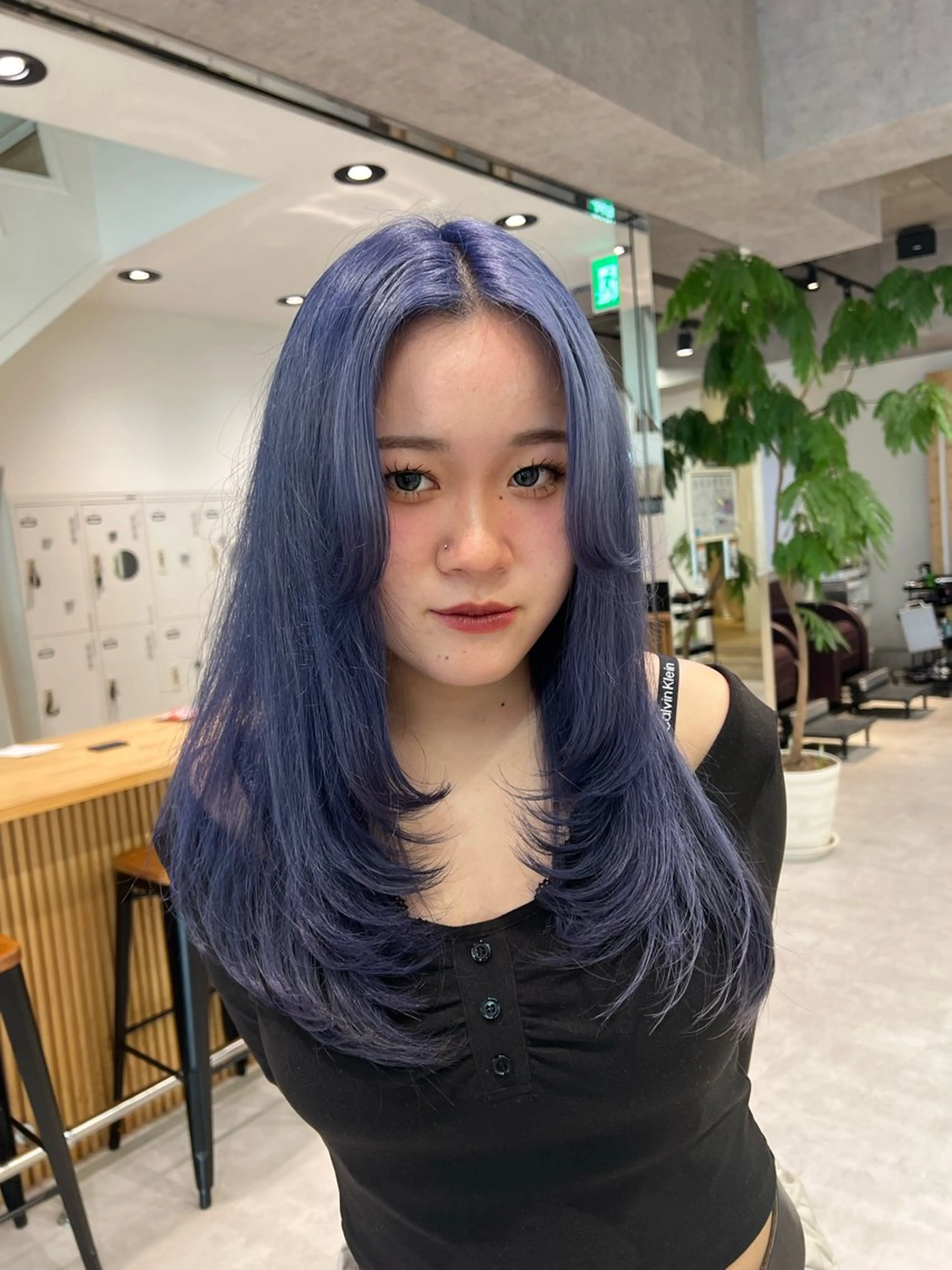 セミロング カラー カット ヘアカラー トリートメント ダブルカラーブリーチ 髪質改善　縮毛矯正のヘアスタイル