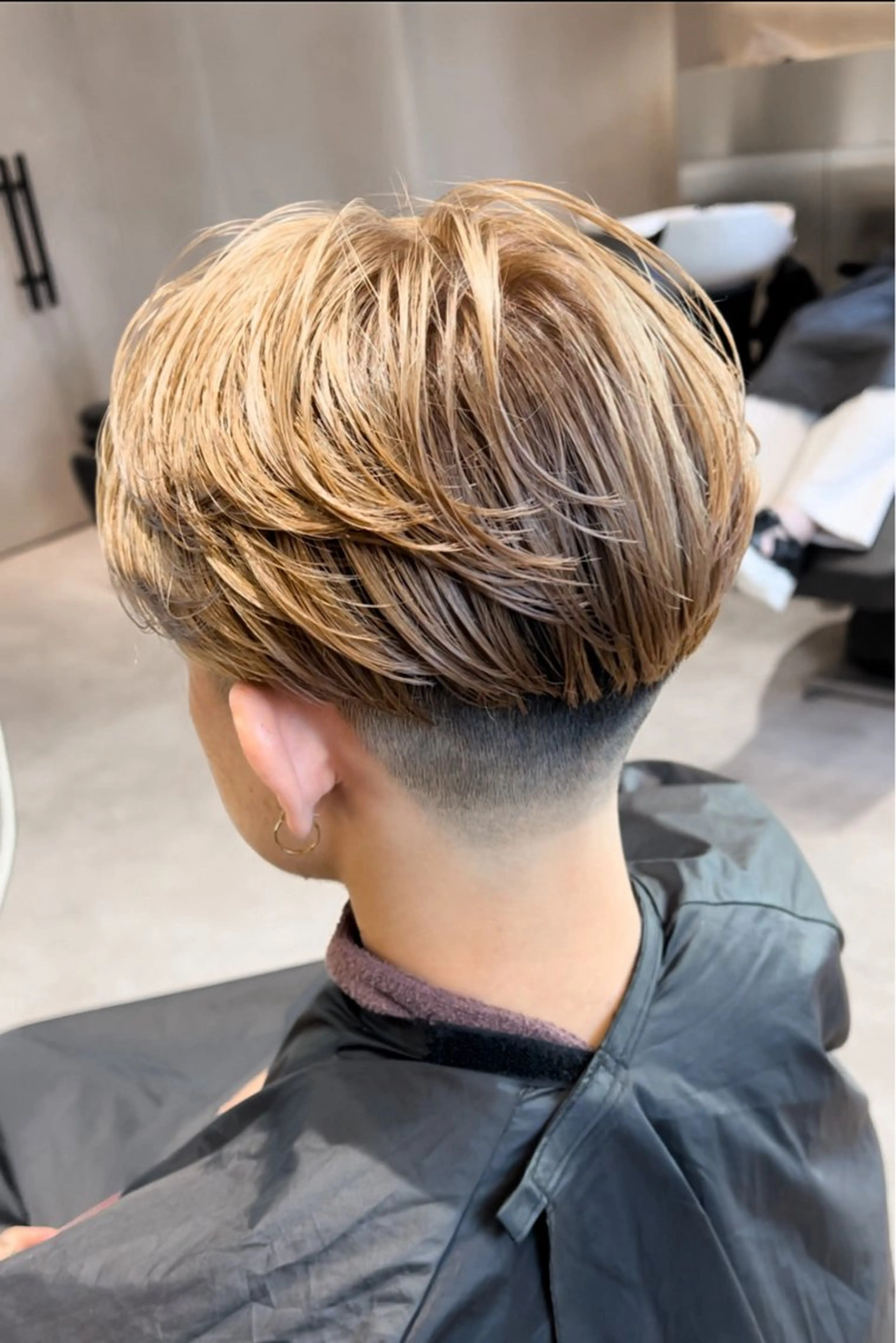 ショート パーマ メンズ カット パーマ トリートメント 波巻きスパイラルパー マ/シャドウパーマ駿のヘアスタイル