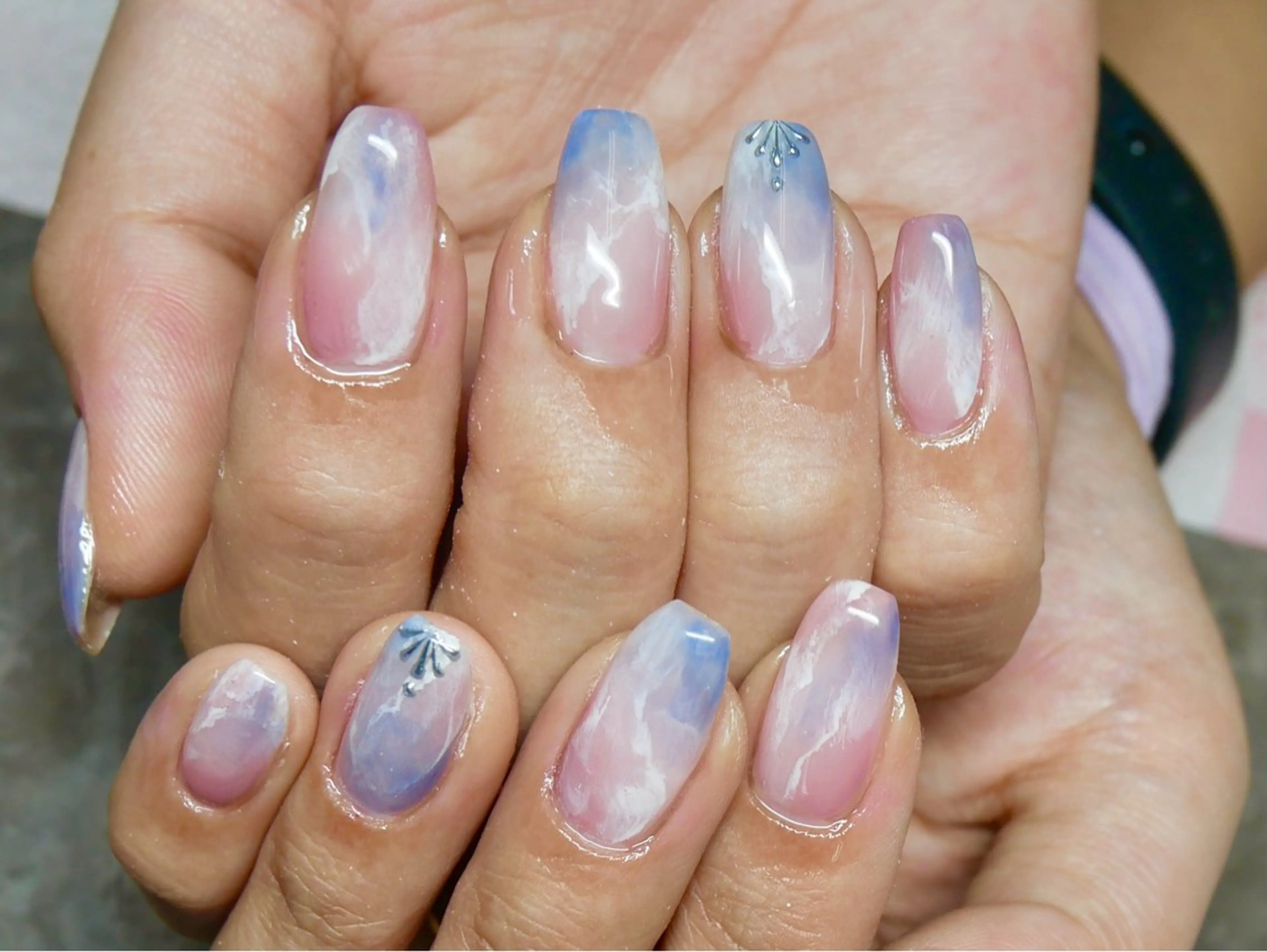 ネイル レイジー スワンのネイルデザイン