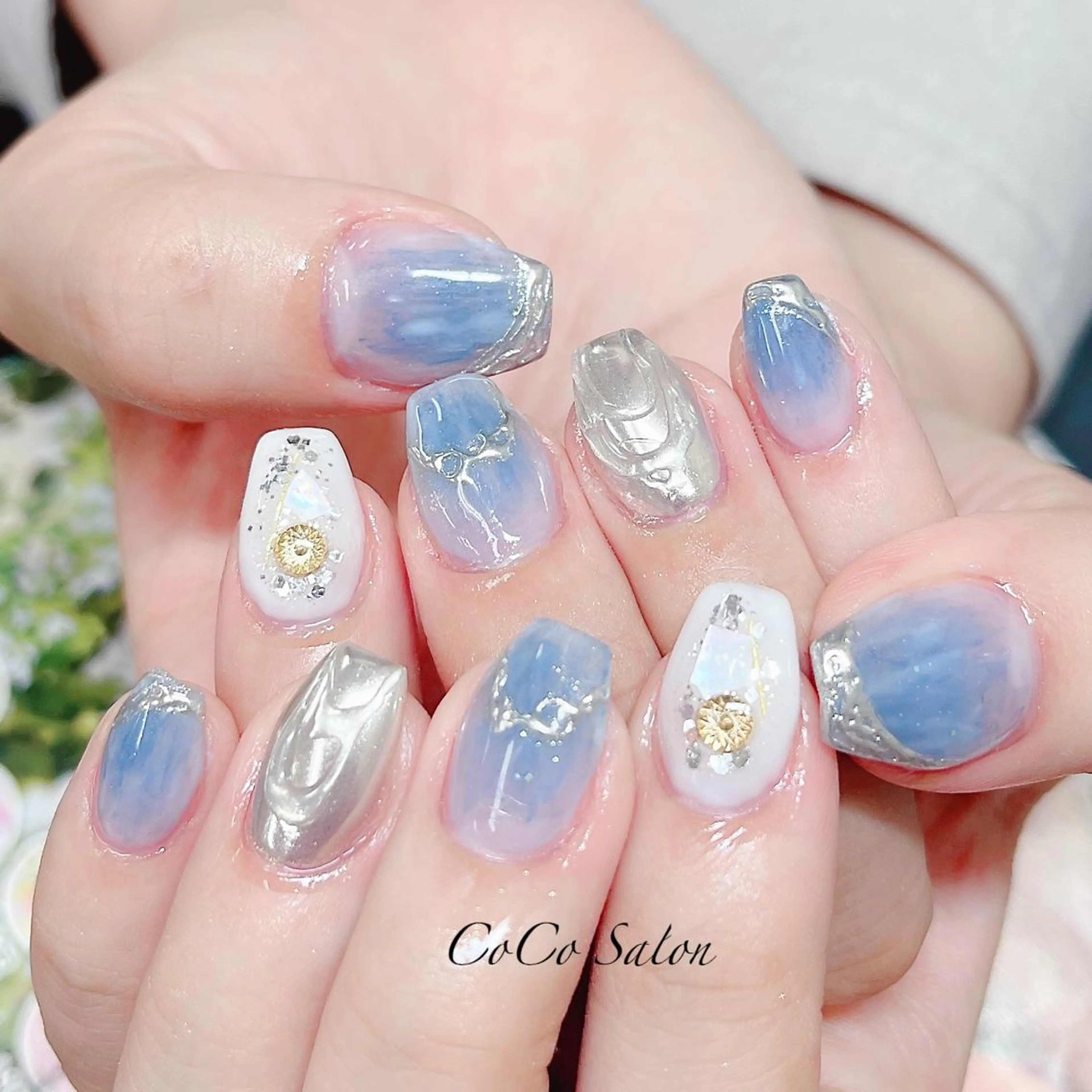 ネイル ブルー 成人式 長さ出し フレンチネイル ジェルネイル ハンドネイル CoCoSalon ネイル/まつ毛予約のネイルデザイン