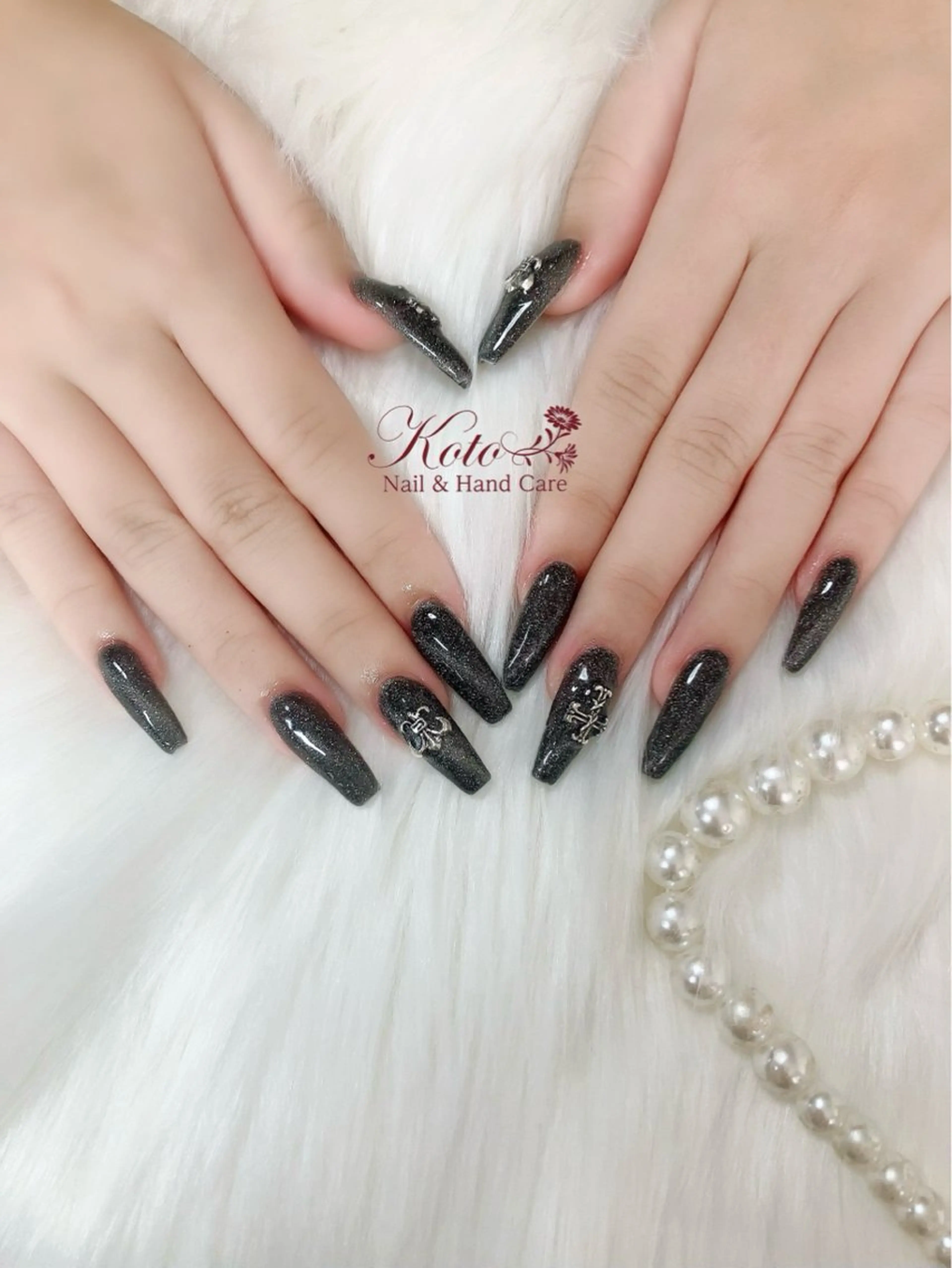 ネイル 長さ出し ジェルネイル マグネットネイル 持ち込み ニュアンスネイル ハンドネイル Nail Salon KOTOのネイルデザイン