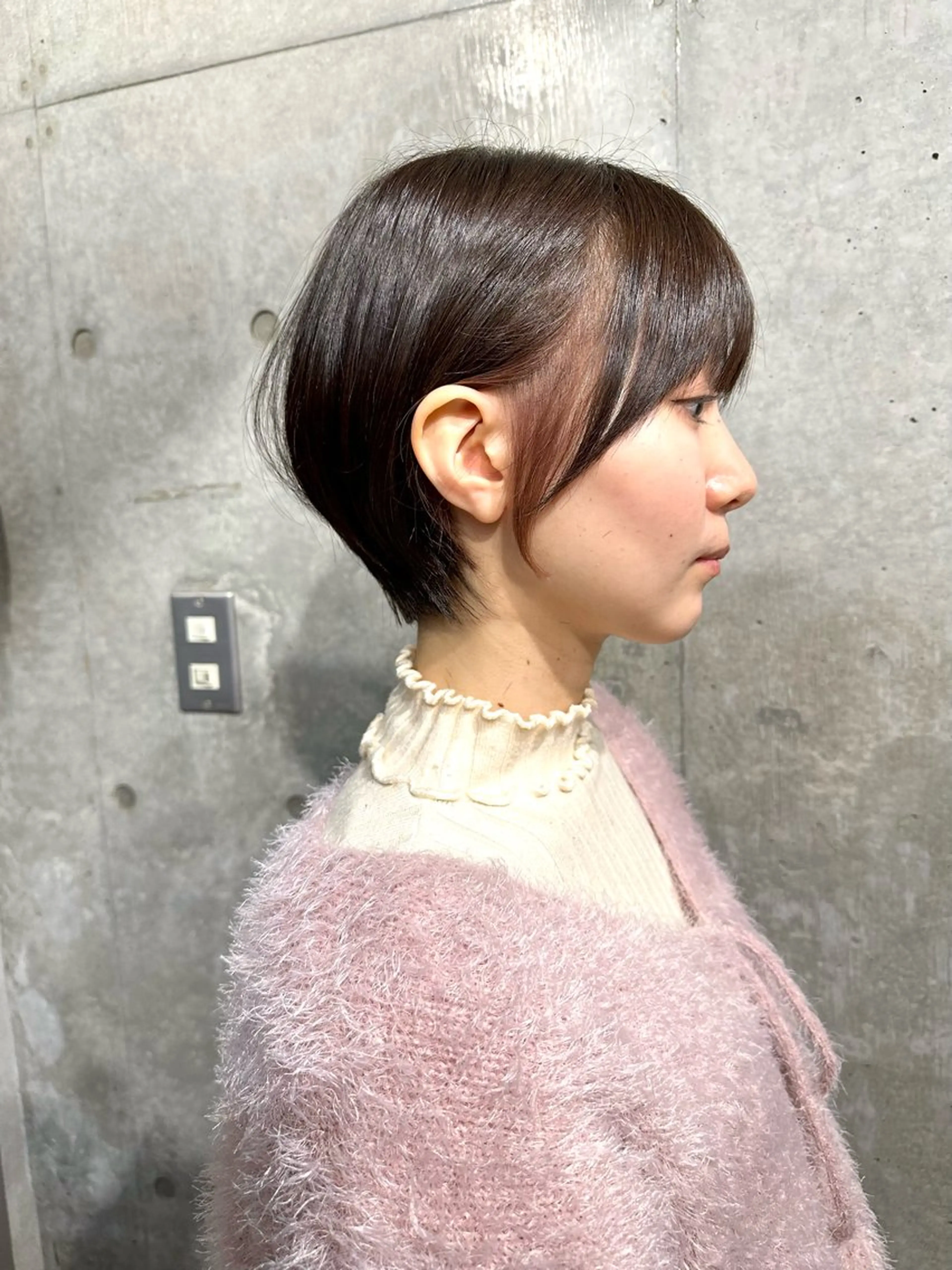 ショート カラー アディクシーカラー ブリーチ ケアブリーチ ダブルカラー イヤリングカラー fullbloom hair&spa所属・DAIKIベージュ 🍂レイヤーカットのヘアスタイル