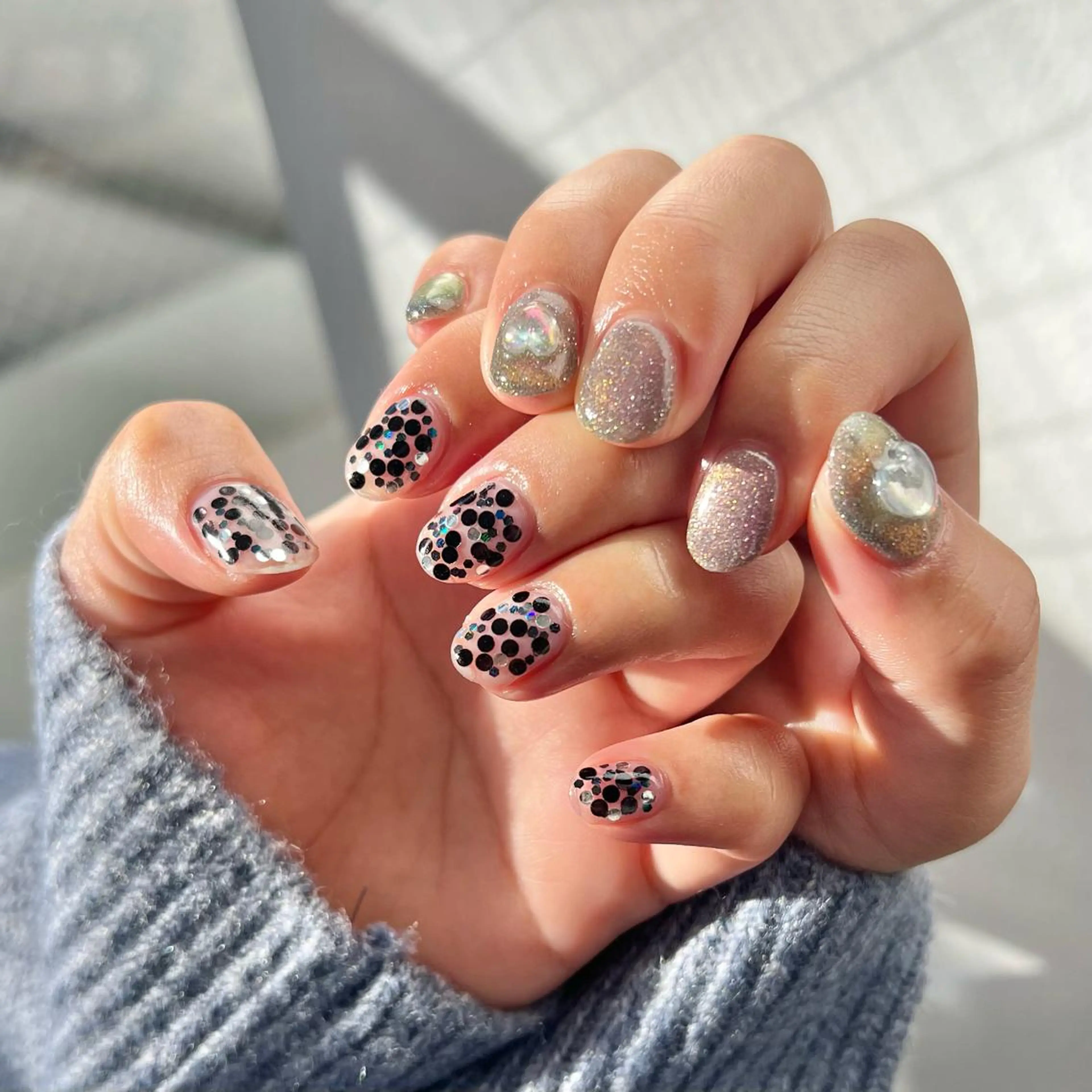 ネイル アートネイル マグネットネイル ミラーネイル 持ち込み Nico所属・Nico🌛 Karenのネイルデザイン