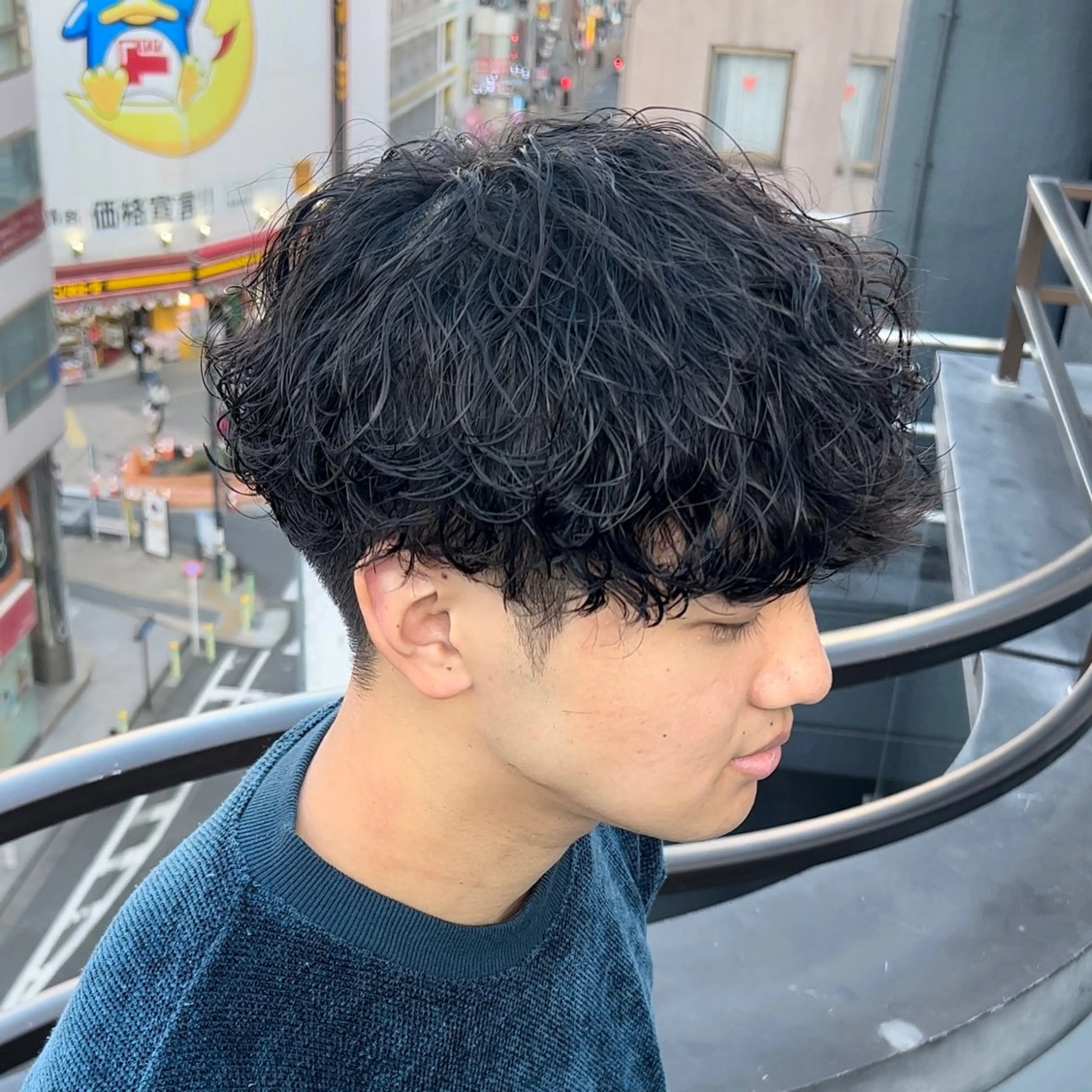 パーマ メンズ メンズパーマ 波巻きパーマ スパイラルパーマ 曲がる縮毛矯正 LIBER 　岩名のヘアスタイル