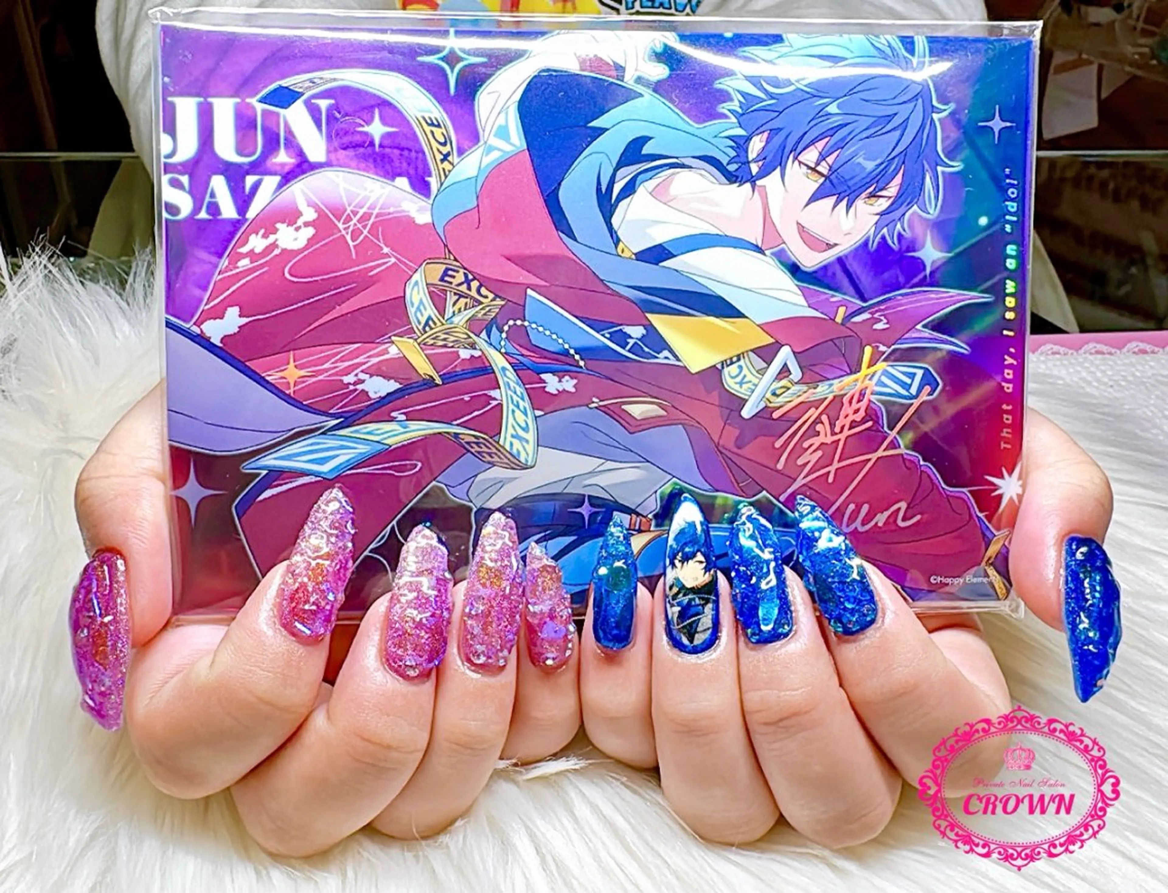 ネイル CROWN プライベートサロンのネイルデザイン