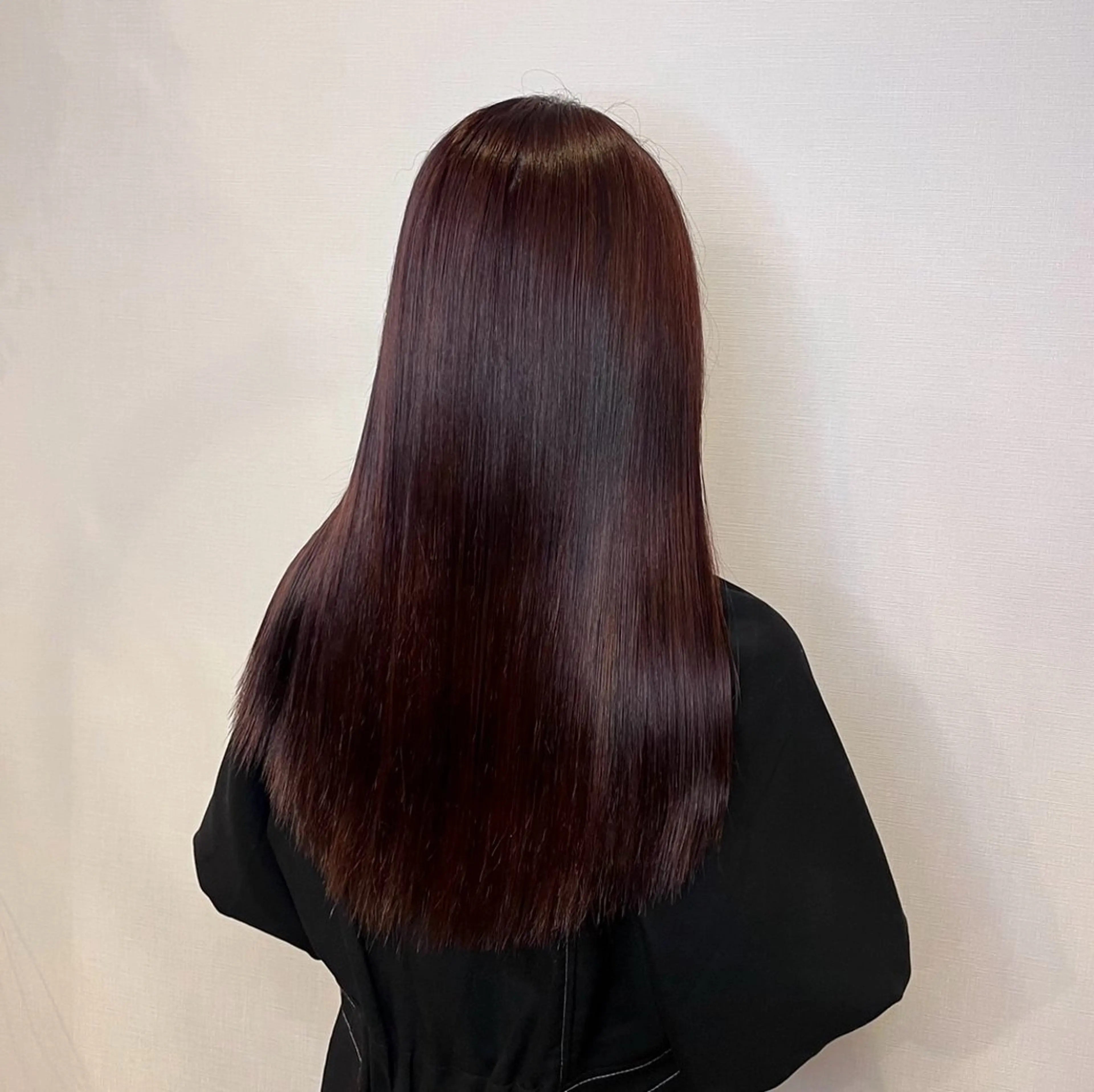 ロング カラー ブリーチ ブリーチなしカラー レッドカラー 宮本 楓のヘアスタイル