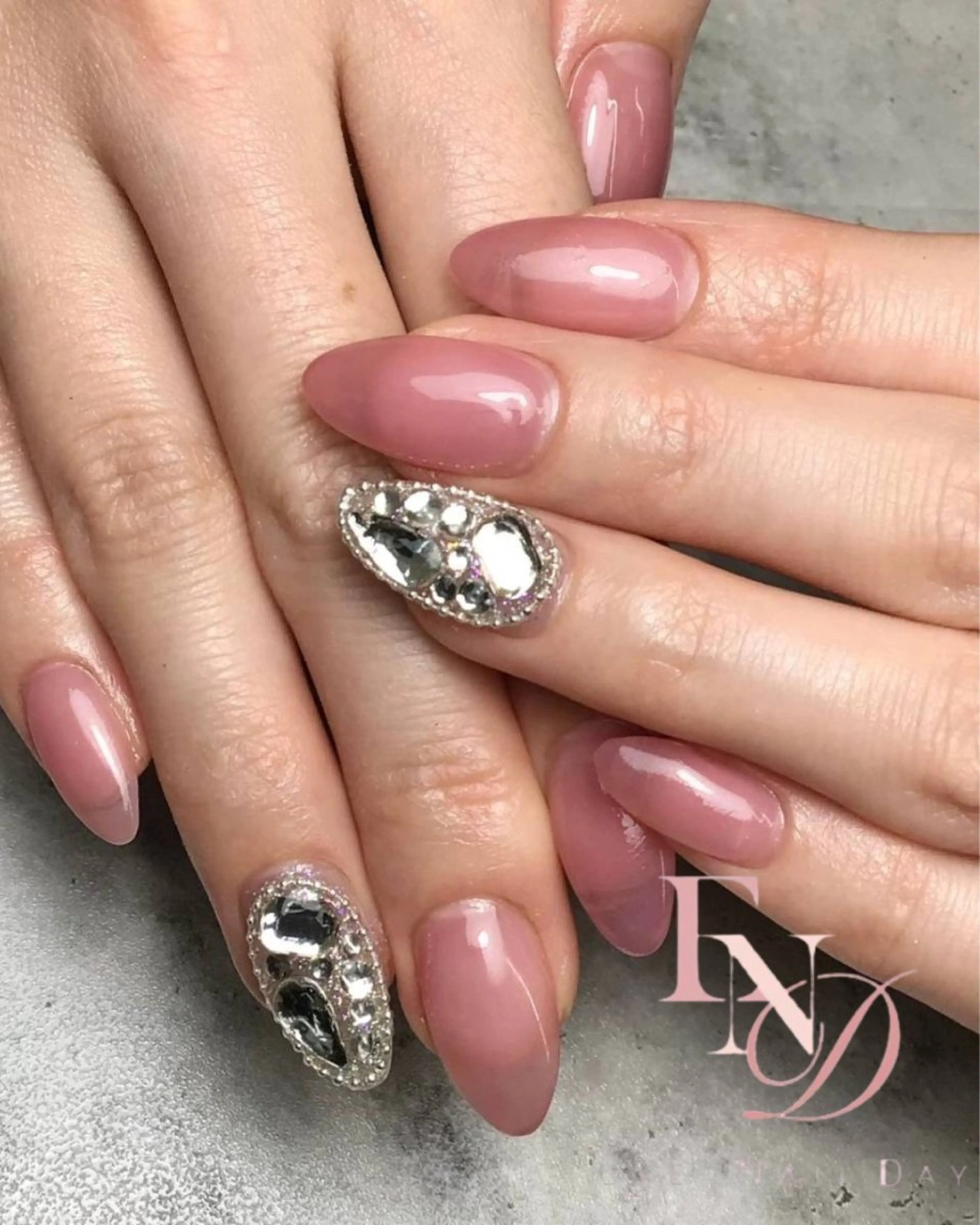 ネイル ハンドネイル Eye& NailDayのネイルデザイン