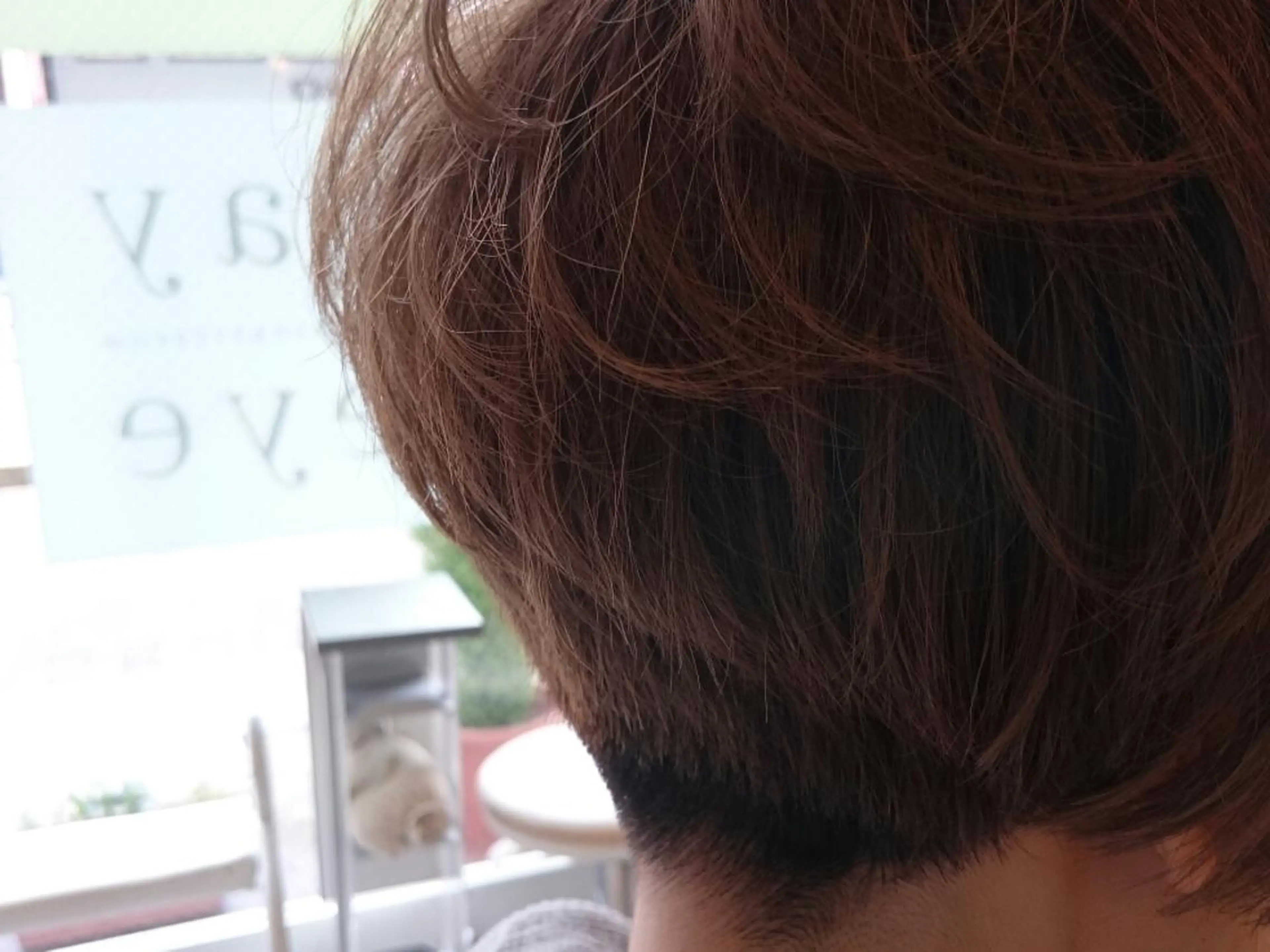 ショート カット ヘアカラー 浦川 敬太のヘアスタイル
