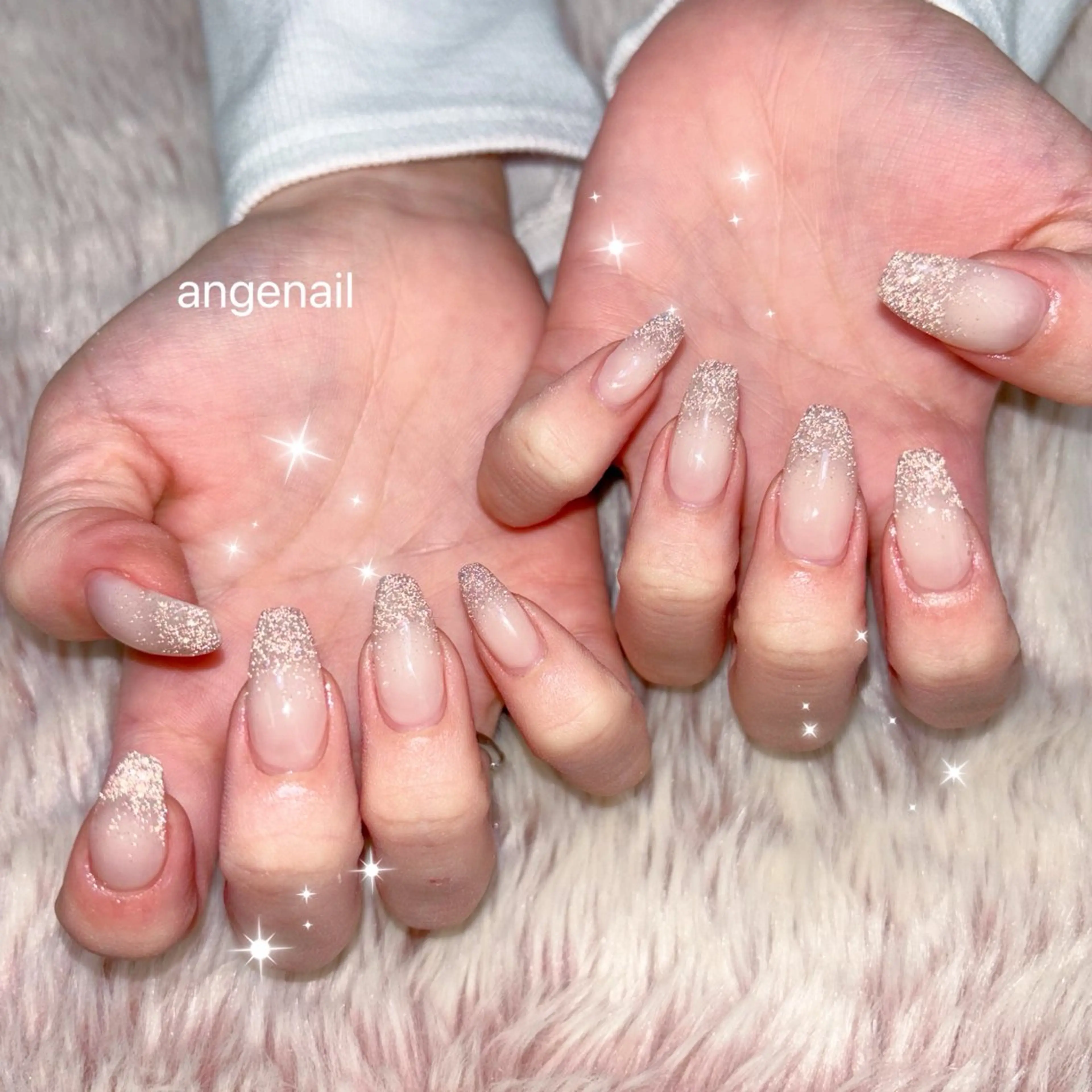 ネイル ハンドネイル オーナーネイリスト MAKIのネイルデザイン