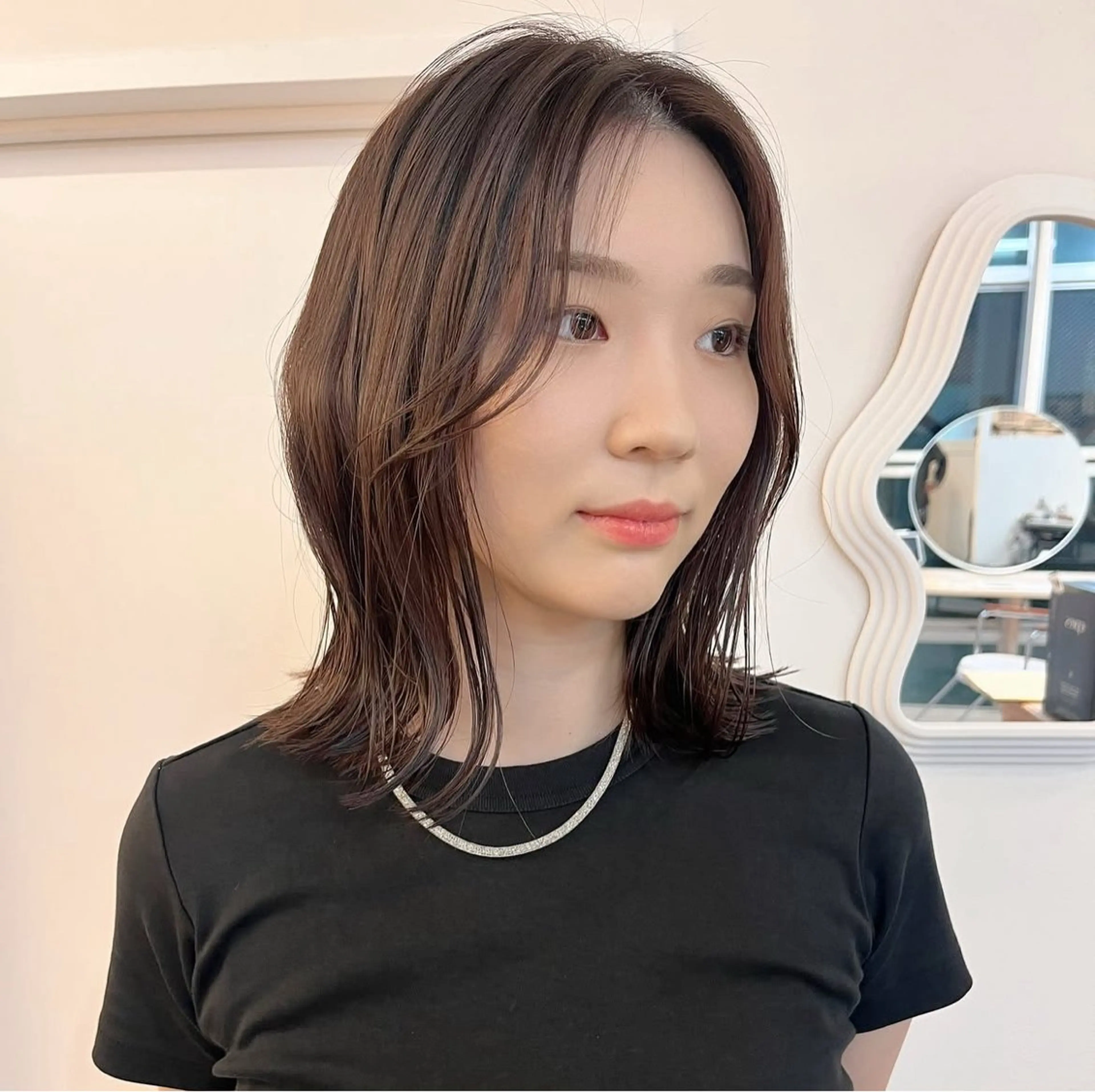 ミディアム カラー カット ヘアカラー トリートメント とむ/似合わせカット /ブリーチなしカラーのヘアスタイル
