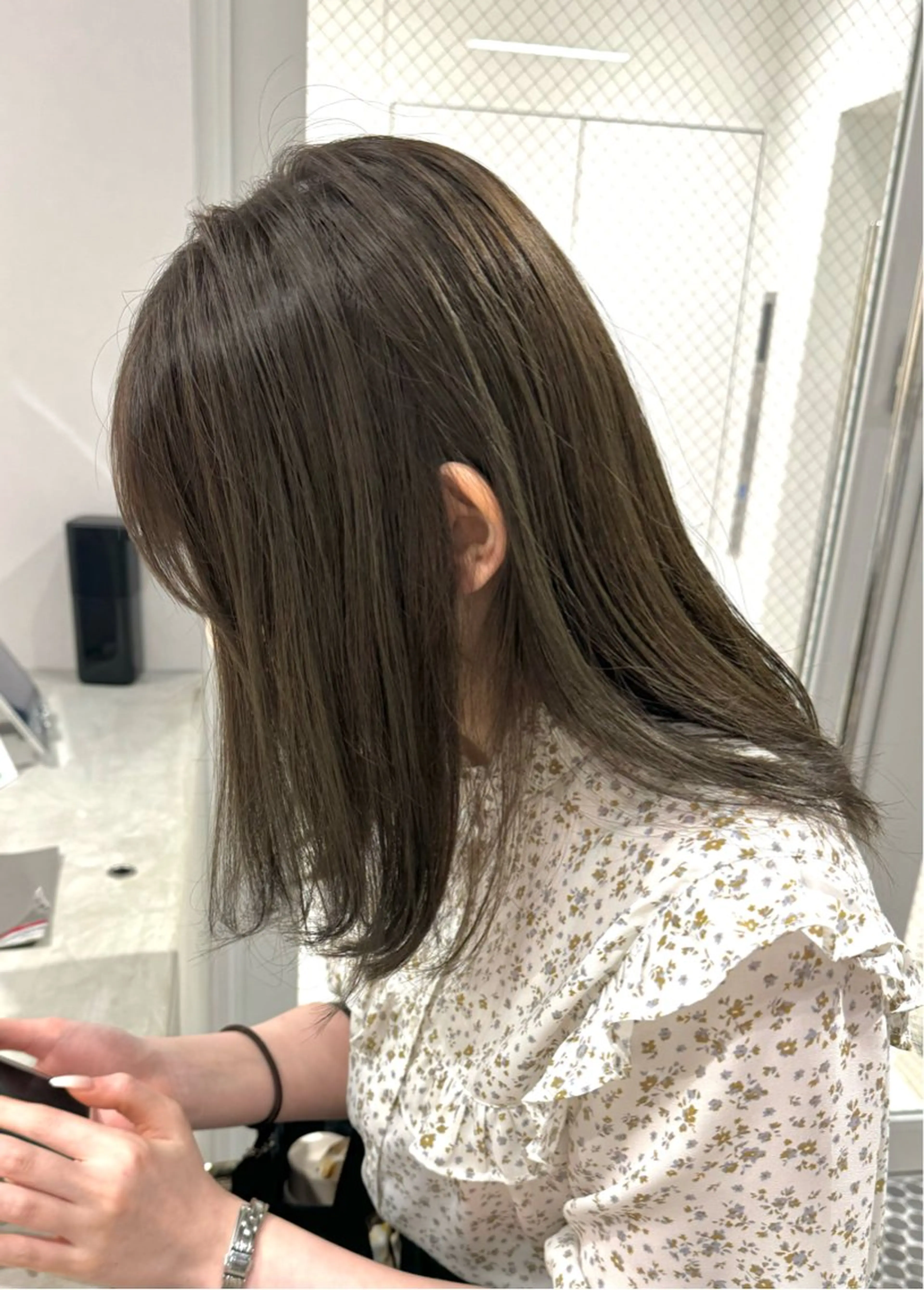 セミロング アッシュ 透明感カラー✴︎ SAYAKAのヘアスタイル