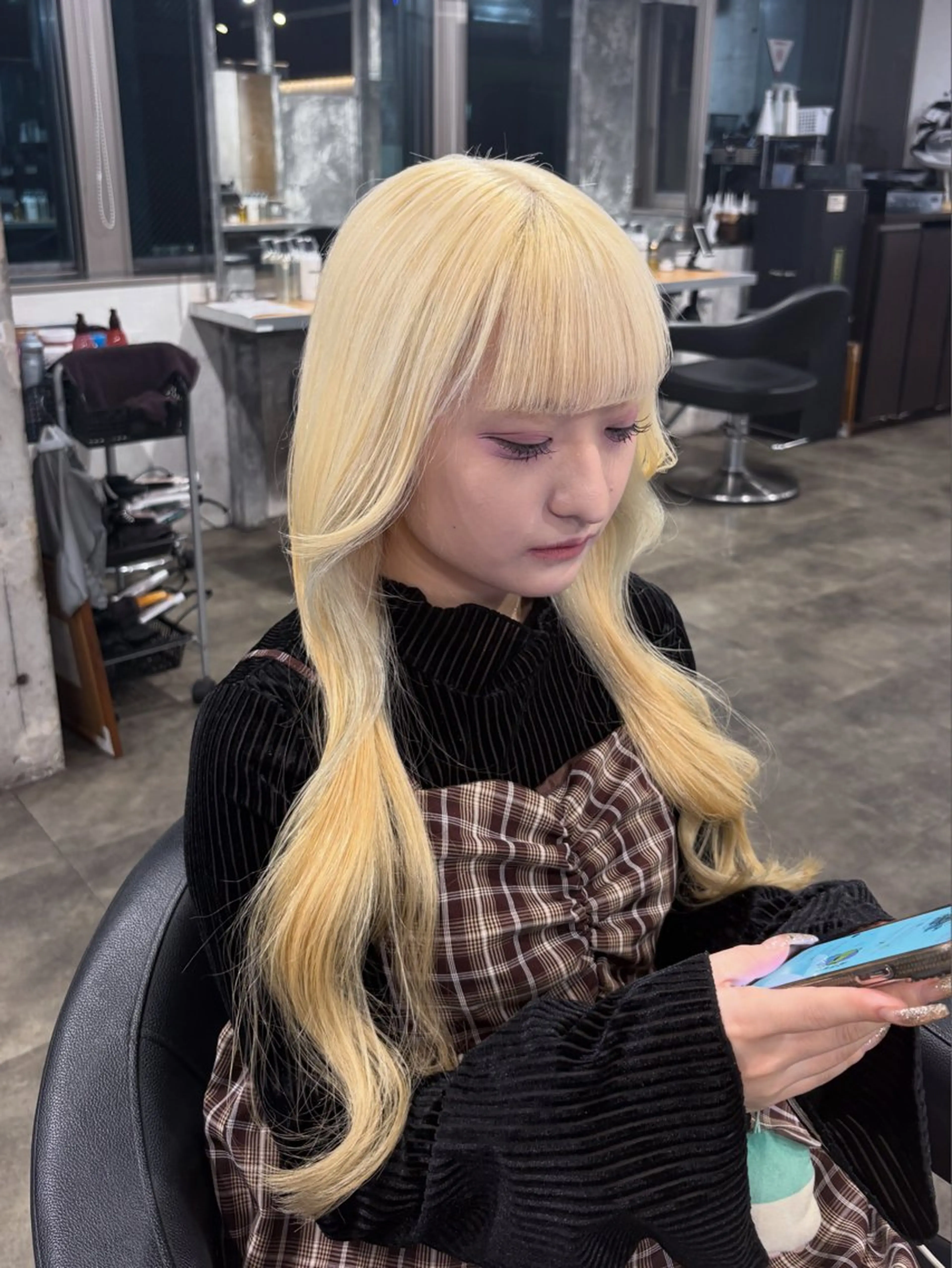 ロング カラー ヘアカラー トリートメント ハイトーンブロンド 横浜💞ミオのヘアスタイル