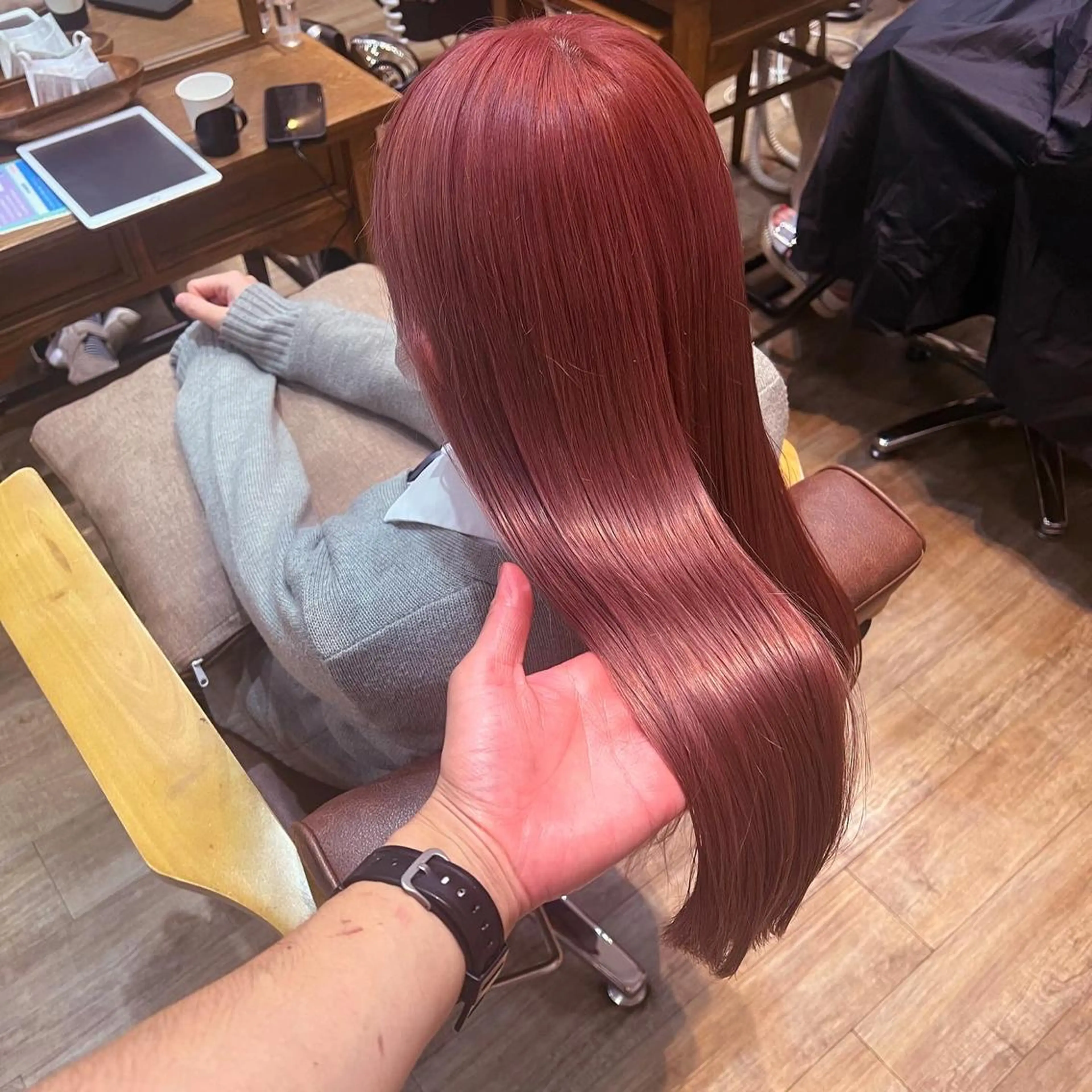 ミディアム カラー ベージュカラー ブリーチ ケアブリーチ 透明感カラー ラベンダーカラー カット ヘアカラー トリートメント ブリーチ/髪質改善/ レイヤー/YUTO‎のヘアスタイル