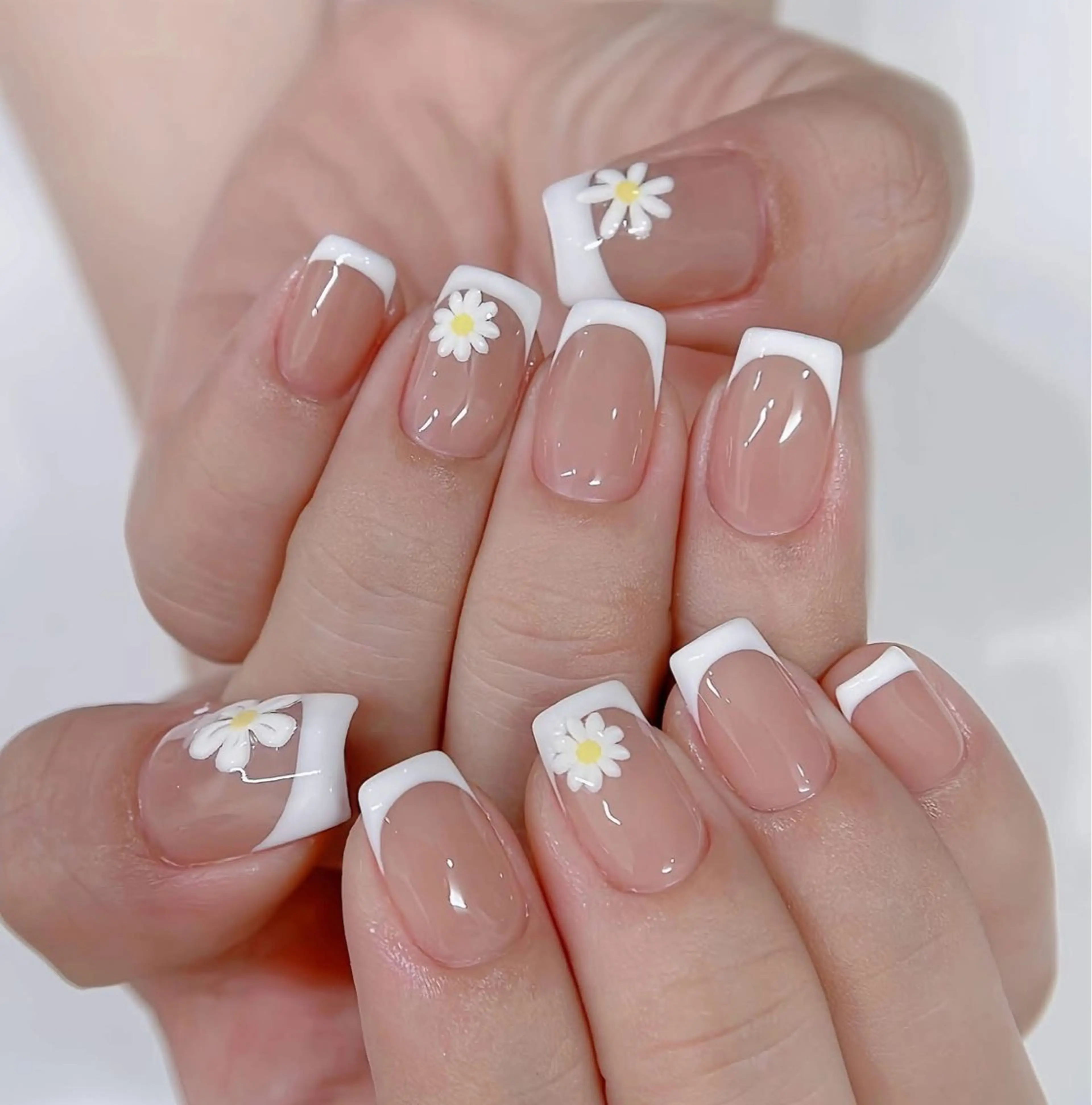 ネイル アートネイル 成人式 ジェルネイル ニュアンスネイル ネイルチップ Kora Nailのネイルデザイン